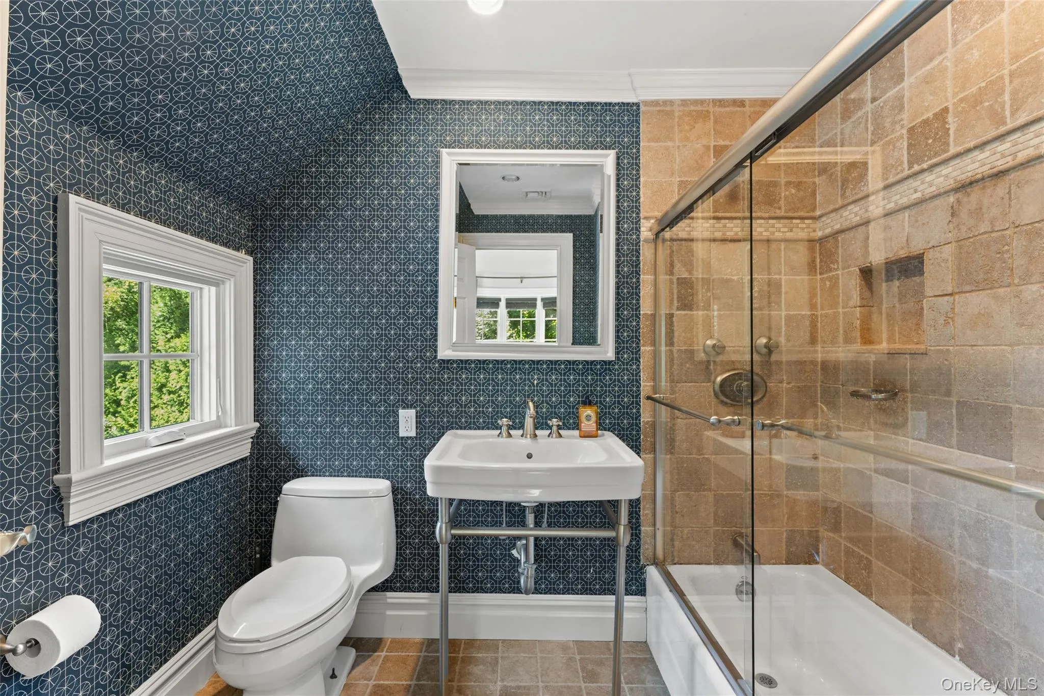 En Suite Bathroom En Suite Bathroom