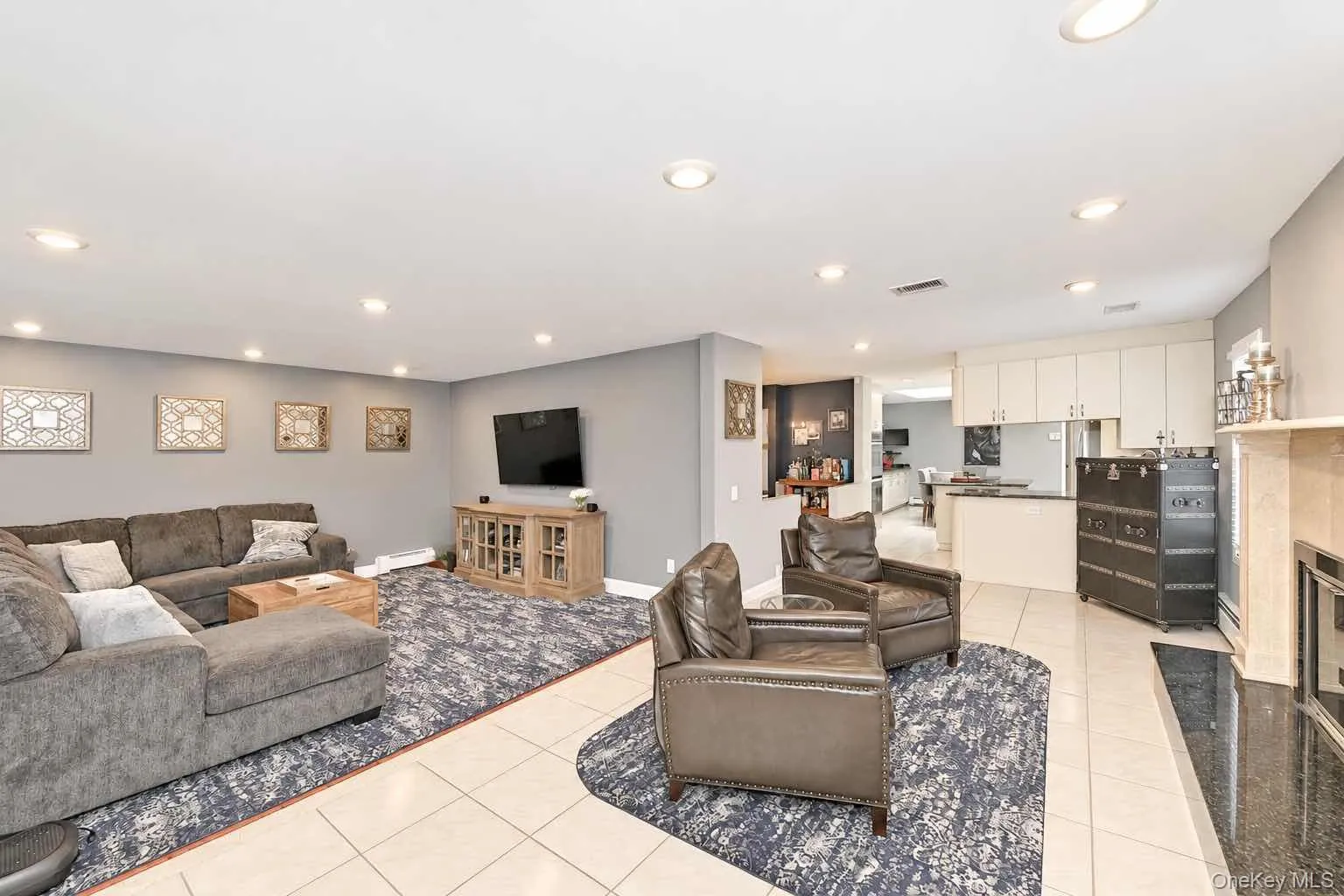 88 Dix Highway, Huntington, NY, 4 Bedrooms Bedrooms, 10 Rooms Rooms,3 BathroomsBathrooms,Residential,For Rent,Dix,0,1046178 88 Dix Highway, Huntington, NY, 4 Bedrooms Bedrooms, 10 Rooms Rooms,3 BathroomsBathrooms,Residential,For Rent,Dix,0,1046178