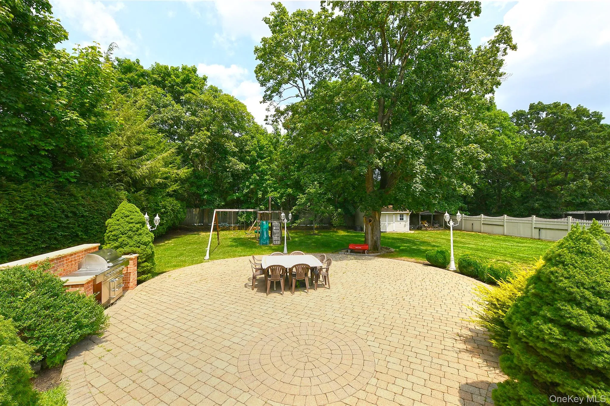 88 Dix Highway, Huntington, NY, 4 Bedrooms Bedrooms, 10 Rooms Rooms,3 BathroomsBathrooms,Residential,For Rent,Dix,0,1046178 88 Dix Highway, Huntington, NY, 4 Bedrooms Bedrooms, 10 Rooms Rooms,3 BathroomsBathrooms,Residential,For Rent,Dix,0,1046178