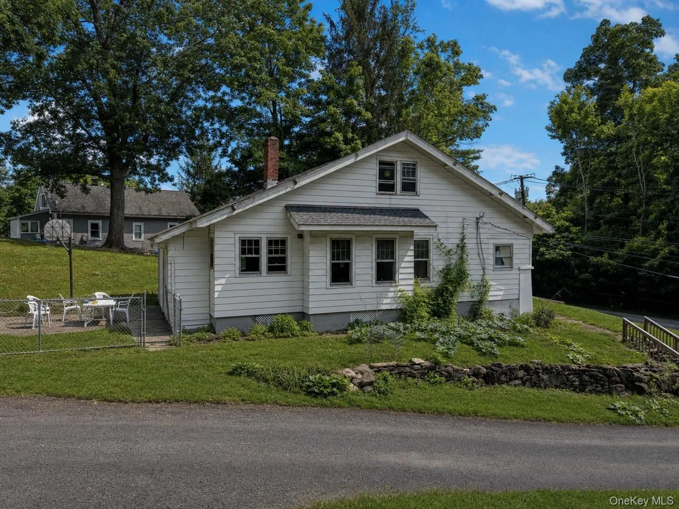 4 Grove Street, Monroe, NY, 4 Bedrooms Bedrooms, 7 Rooms Rooms,1 BathroomBathrooms,Residential,For Rent,Grove,0,1046180 4 Grove Street, Monroe, NY, 4 Bedrooms Bedrooms, 7 Rooms Rooms,1 BathroomBathrooms,Residential,For Rent,Grove,0,1046180