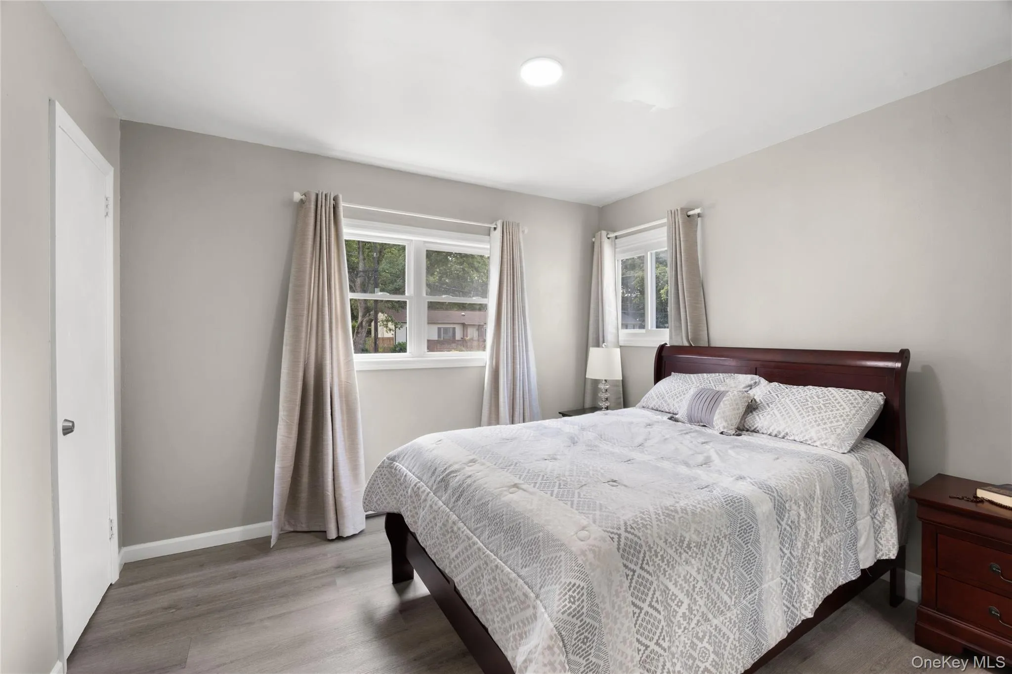 65 Carr Lane, Brookhaven, NY, 5 Bedrooms Bedrooms, 8 Rooms Rooms,2 BathroomsBathrooms,Residential,For Rent,Carr,0,1046182 65 Carr Lane, Brookhaven, NY, 5 Bedrooms Bedrooms, 8 Rooms Rooms,2 BathroomsBathrooms,Residential,For Rent,Carr,0,1046182