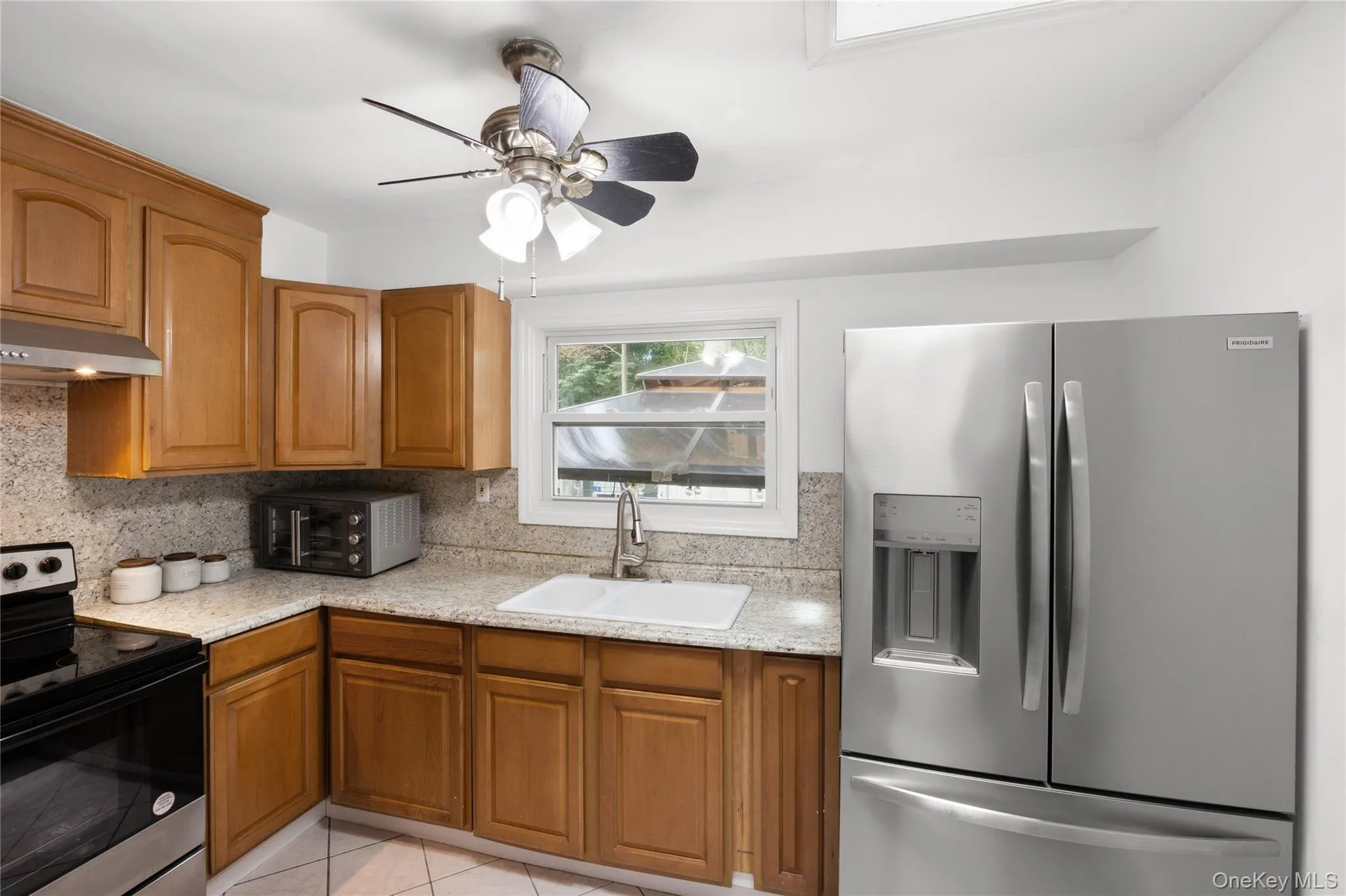 65 Carr Lane, Brookhaven, NY, 5 Bedrooms Bedrooms, 8 Rooms Rooms,2 BathroomsBathrooms,Residential,For Rent,Carr,0,1046182 65 Carr Lane, Brookhaven, NY, 5 Bedrooms Bedrooms, 8 Rooms Rooms,2 BathroomsBathrooms,Residential,For Rent,Carr,0,1046182