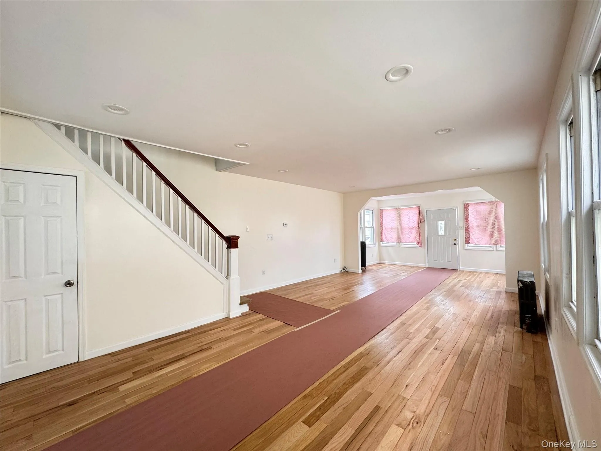 147-18 Foch Boulevard, New York, NY, 3 Bedrooms Bedrooms, 6 Rooms Rooms,3 BathroomsBathrooms,Residential,For Rent,Foch,0,1046186 147-18 Foch Boulevard, New York, NY, 3 Bedrooms Bedrooms, 6 Rooms Rooms,3 BathroomsBathrooms,Residential,For Rent,Foch,0,1046186