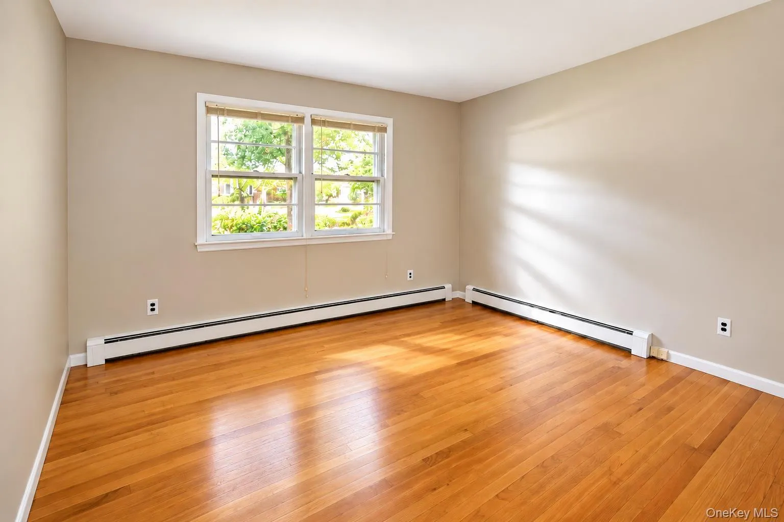 74 Howells Point Road, Brookhaven, NY, 3 Bedrooms Bedrooms, 7 Rooms Rooms,2 BathroomsBathrooms,Residential,For Rent,Howells Point,0,1046188 74 Howells Point Road, Brookhaven, NY, 3 Bedrooms Bedrooms, 7 Rooms Rooms,2 BathroomsBathrooms,Residential,For Rent,Howells Point,0,1046188