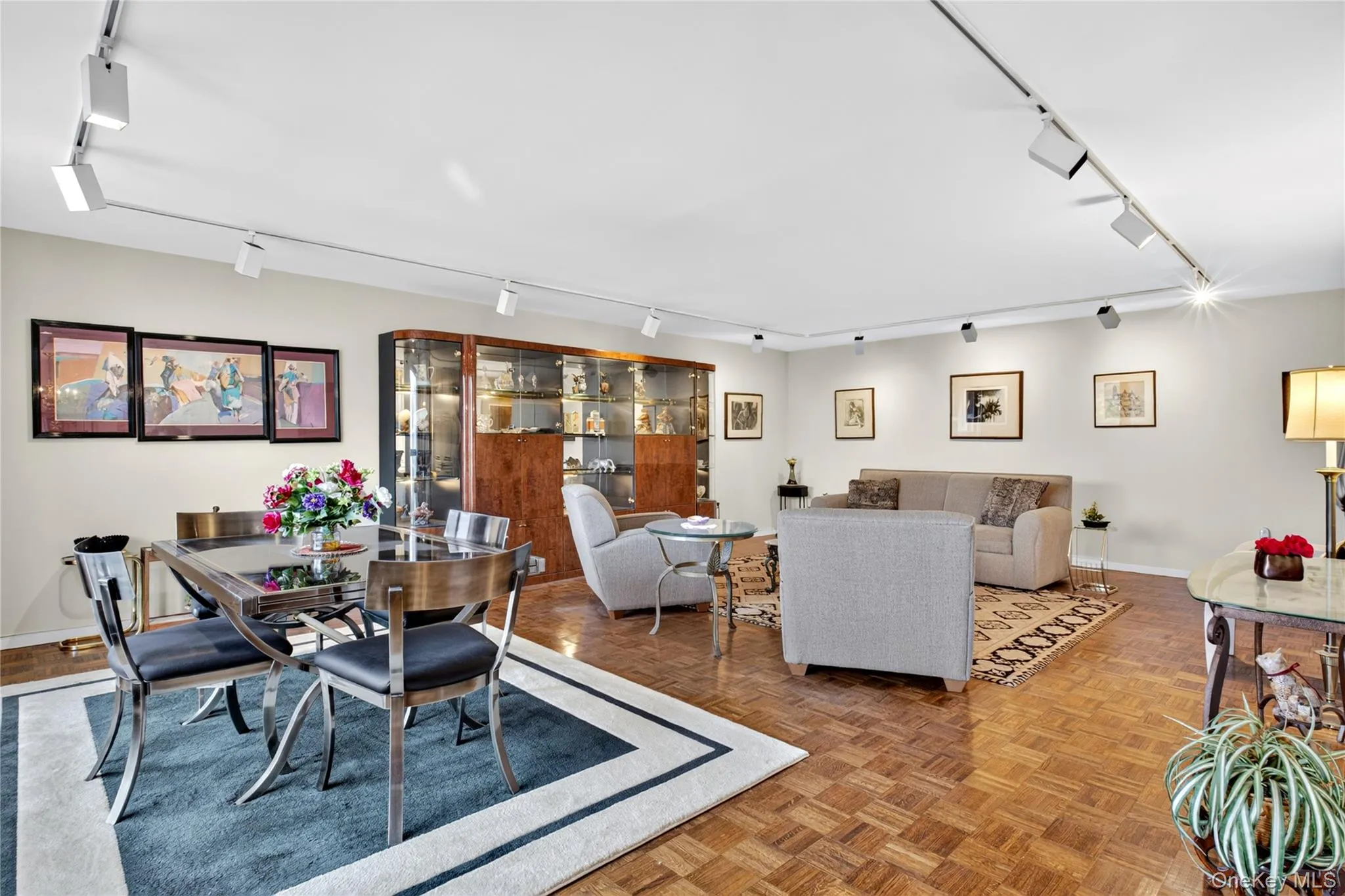12 Bond Street, North Hempstead, NY, 2 Bedrooms Bedrooms, 5 Rooms Rooms,2 BathroomsBathrooms,Residential,For Rent,Bond,0,1046189 12 Bond Street, North Hempstead, NY, 2 Bedrooms Bedrooms, 5 Rooms Rooms,2 BathroomsBathrooms,Residential,For Rent,Bond,0,1046189