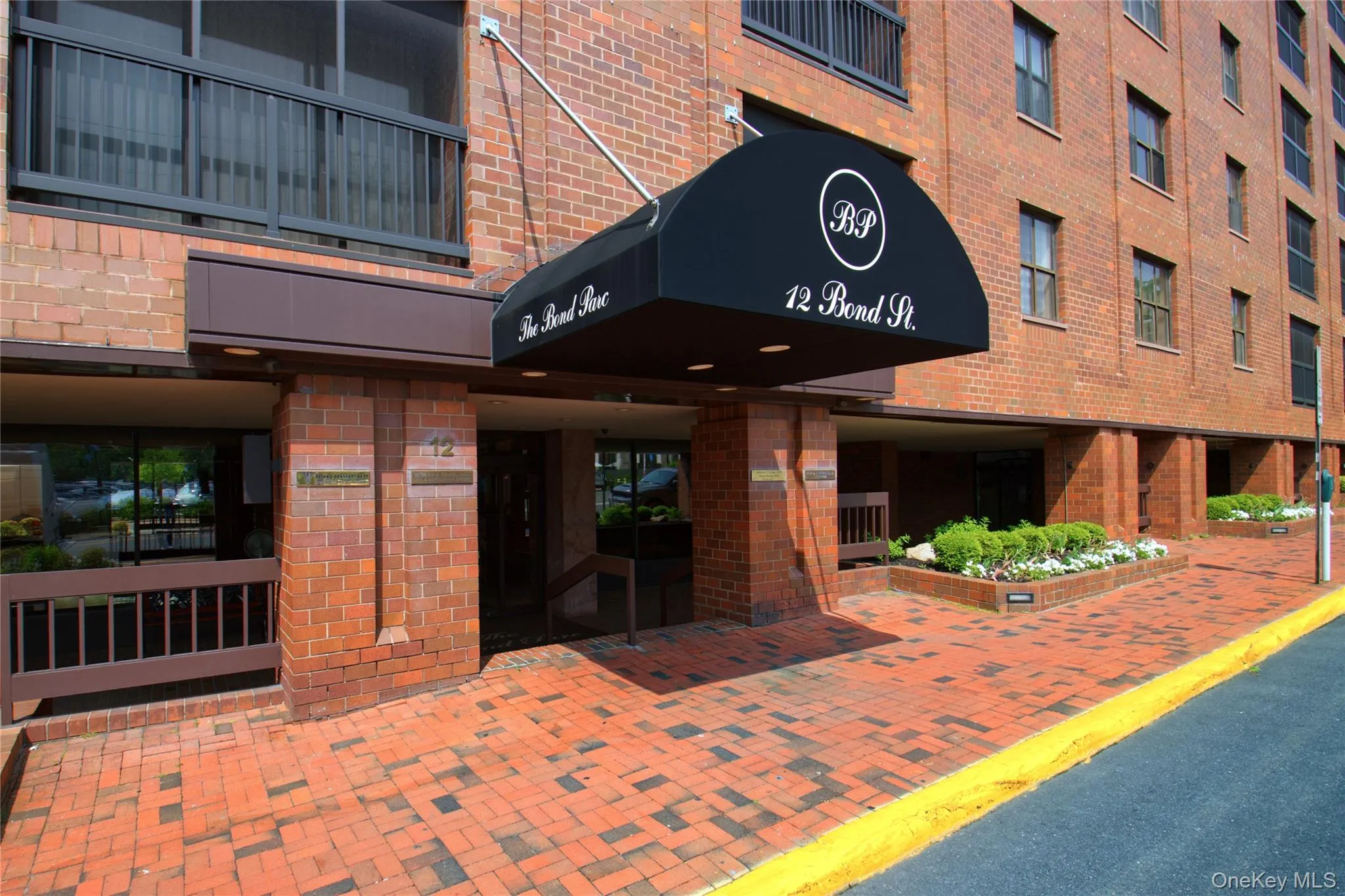 12 Bond Street, North Hempstead, NY, 2 Bedrooms Bedrooms, 5 Rooms Rooms,2 BathroomsBathrooms,Residential,For Rent,Bond,0,1046189 12 Bond Street, North Hempstead, NY, 2 Bedrooms Bedrooms, 5 Rooms Rooms,2 BathroomsBathrooms,Residential,For Rent,Bond,0,1046189