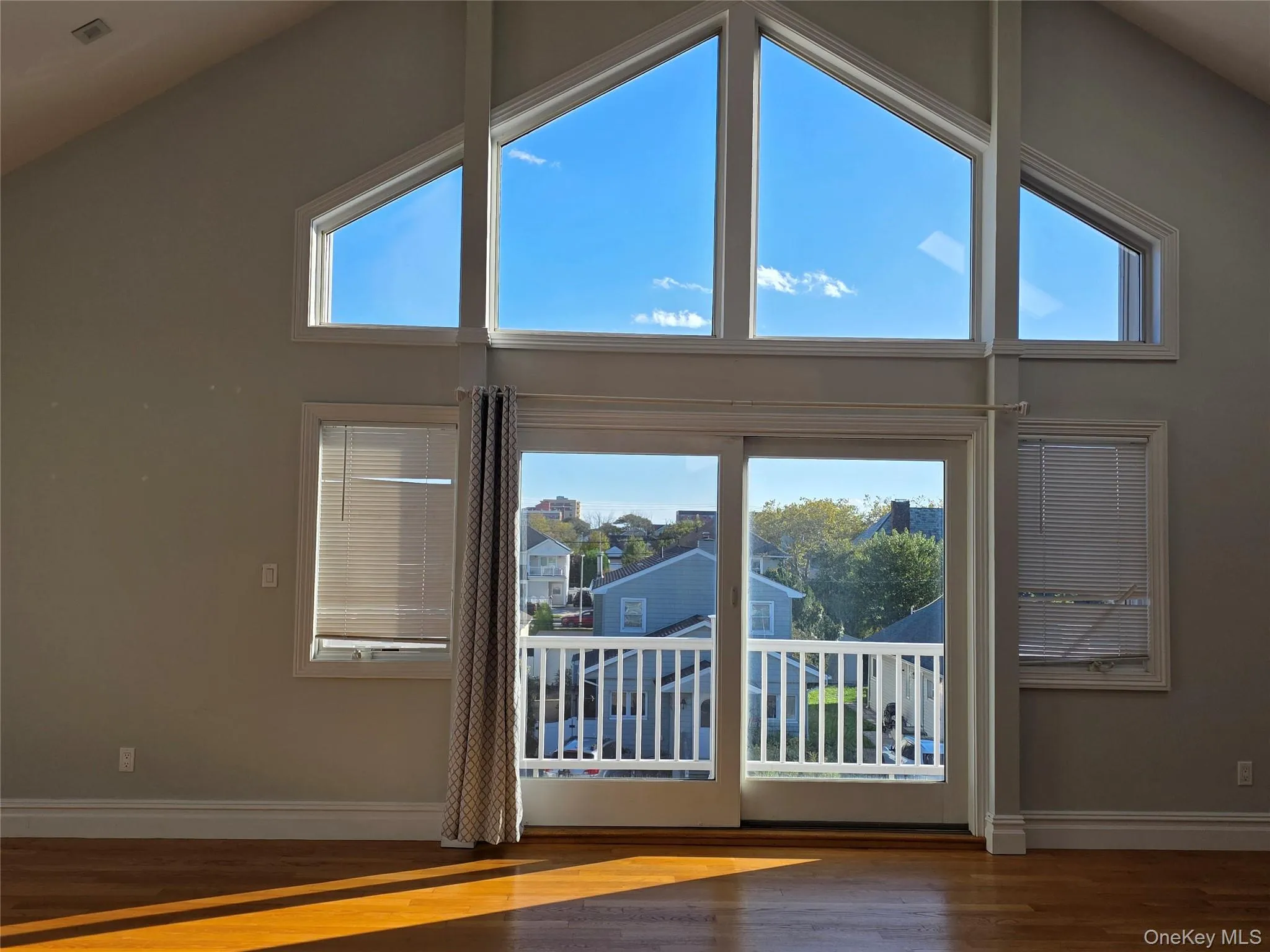 355 Market Street, Long Beach, NY, 3 Bedroom Bedrooms, 5 Room Rooms,2 BathroomBathrooms,Residential Lease,For Rent,Market,0,1046190 355 Market Street, Long Beach, NY, 3 Bedroom Bedrooms, 5 Room Rooms,2 BathroomBathrooms,Residential Lease,For Rent,Market,0,1046190