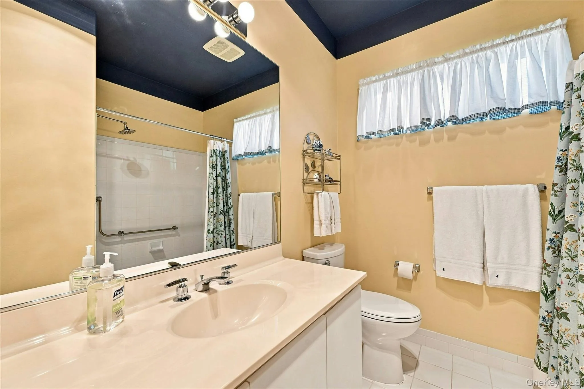 477 Leisure Drive, Brookhaven, NY, 2 Bedrooms Bedrooms, 5 Rooms Rooms,2 BathroomsBathrooms,Residential,For Rent,Leisure,0,1046192 477 Leisure Drive, Brookhaven, NY, 2 Bedrooms Bedrooms, 5 Rooms Rooms,2 BathroomsBathrooms,Residential,For Rent,Leisure,0,1046192
