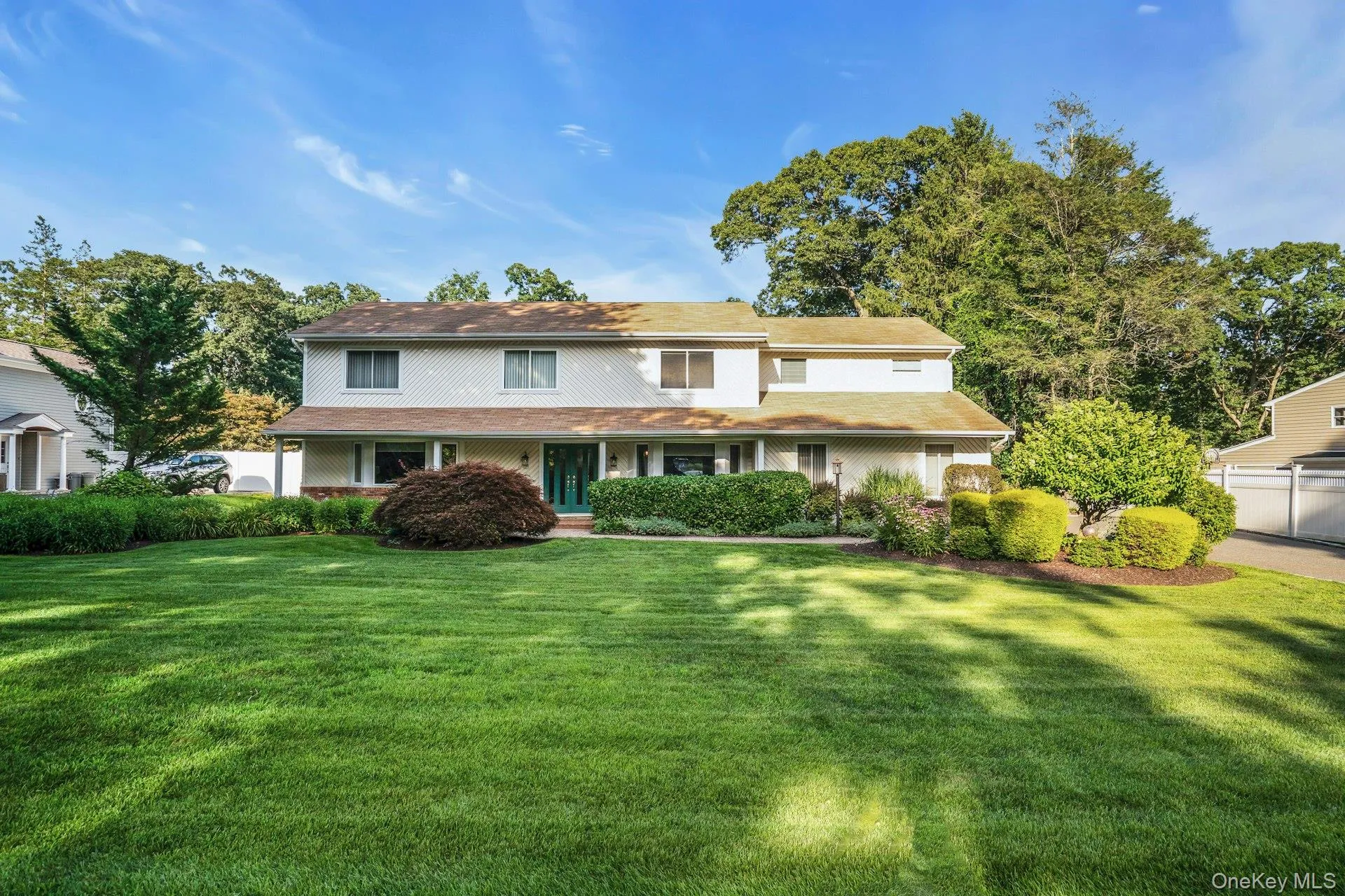 Professionally landscaped. Professionally landscaped.