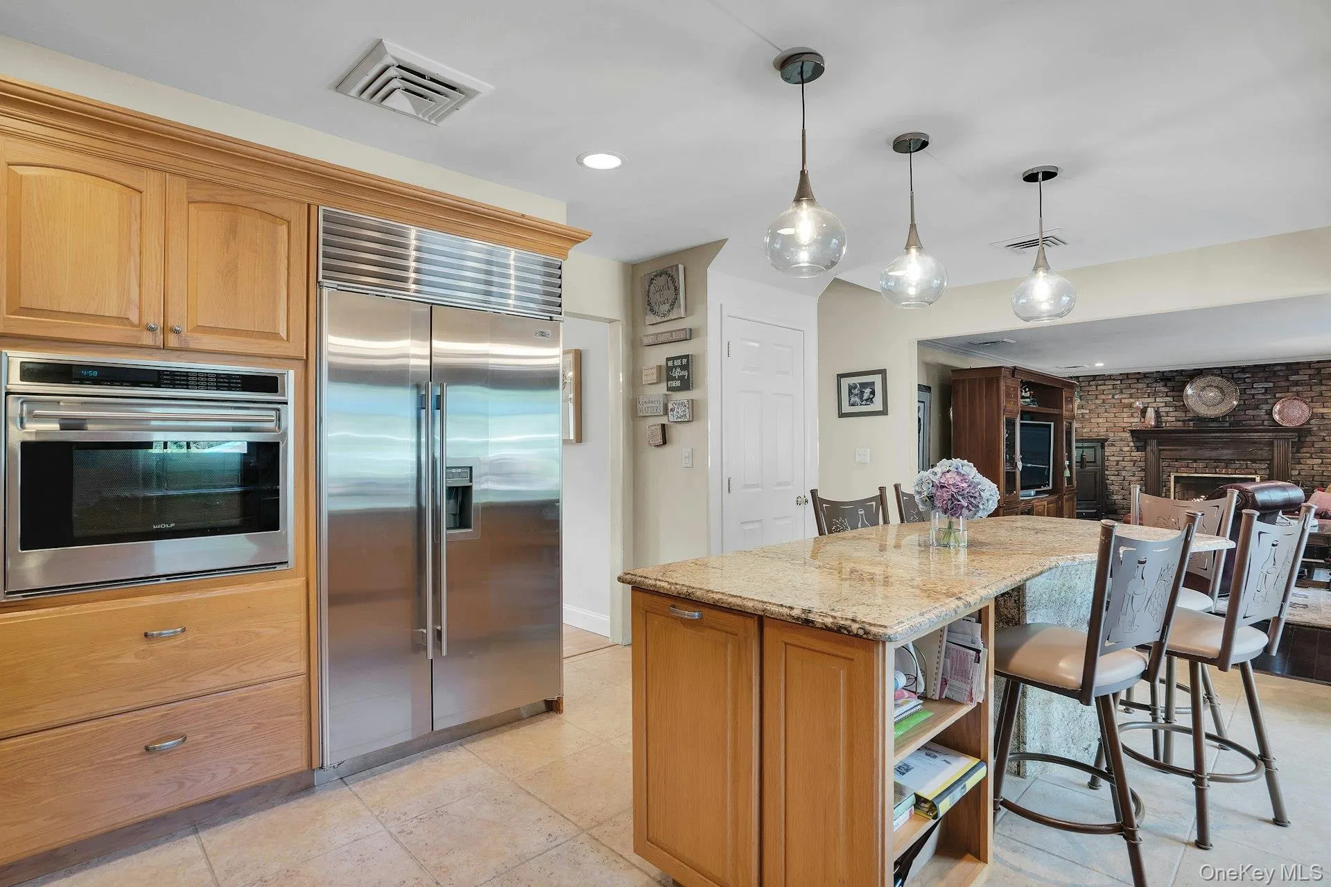 Stainless appliances. Stainless appliances.