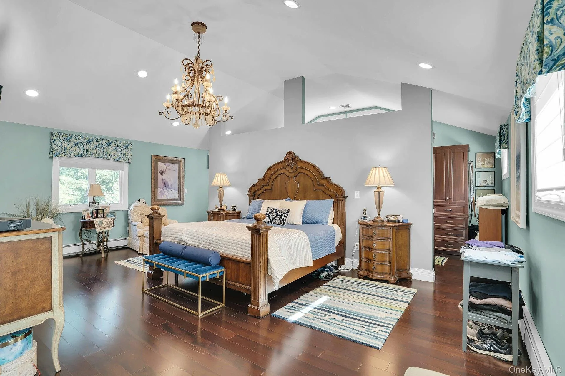 Expanded primary with soaring ceilings. Expanded primary with soaring ceilings.