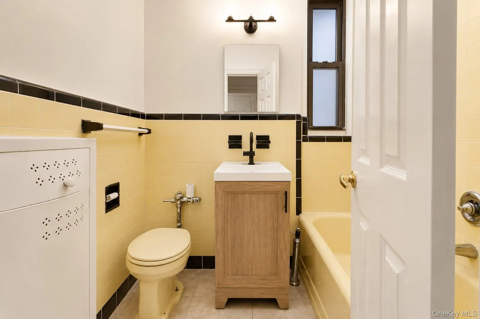 167-10 Crocheron Avenue, New York, NY, 1 Bedroom Bedrooms, 3 Rooms Rooms,1 BathroomBathrooms,Residential Lease,For Rent,Crocheron,0,1046196 167-10 Crocheron Avenue, New York, NY, 1 Bedroom Bedrooms, 3 Rooms Rooms,1 BathroomBathrooms,Residential Lease,For Rent,Crocheron,0,1046196