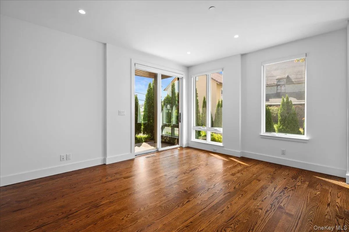 422 Boston Post Road, Rye Town, NY, 2 Bedroom Bedrooms, 5 Room Rooms,2 BathroomBathrooms,Residential Lease,For Rent,Boston Post,0,1046199 422 Boston Post Road, Rye Town, NY, 2 Bedroom Bedrooms, 5 Room Rooms,2 BathroomBathrooms,Residential Lease,For Rent,Boston Post,0,1046199