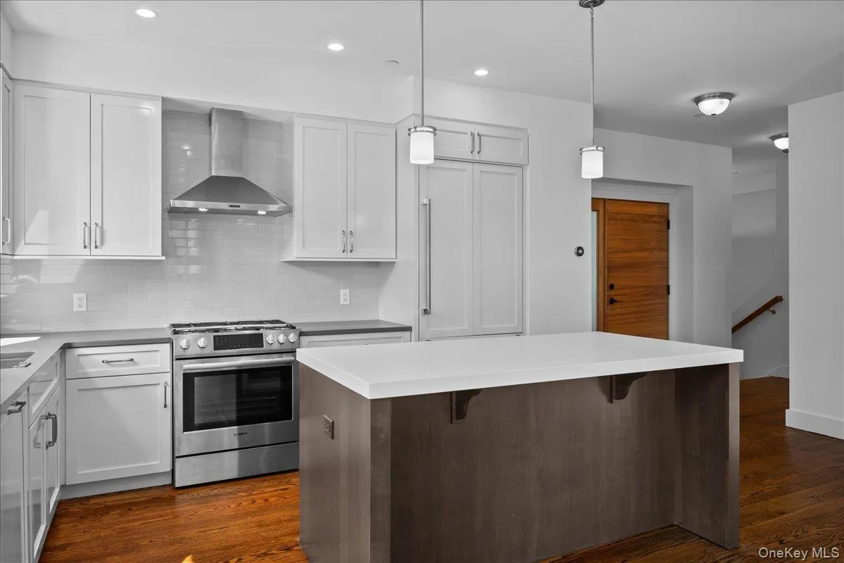 422 Boston Post Road, Rye Town, NY, 2 Bedroom Bedrooms, 5 Room Rooms,2 BathroomBathrooms,Residential Lease,For Rent,Boston Post,0,1046199 422 Boston Post Road, Rye Town, NY, 2 Bedroom Bedrooms, 5 Room Rooms,2 BathroomBathrooms,Residential Lease,For Rent,Boston Post,0,1046199