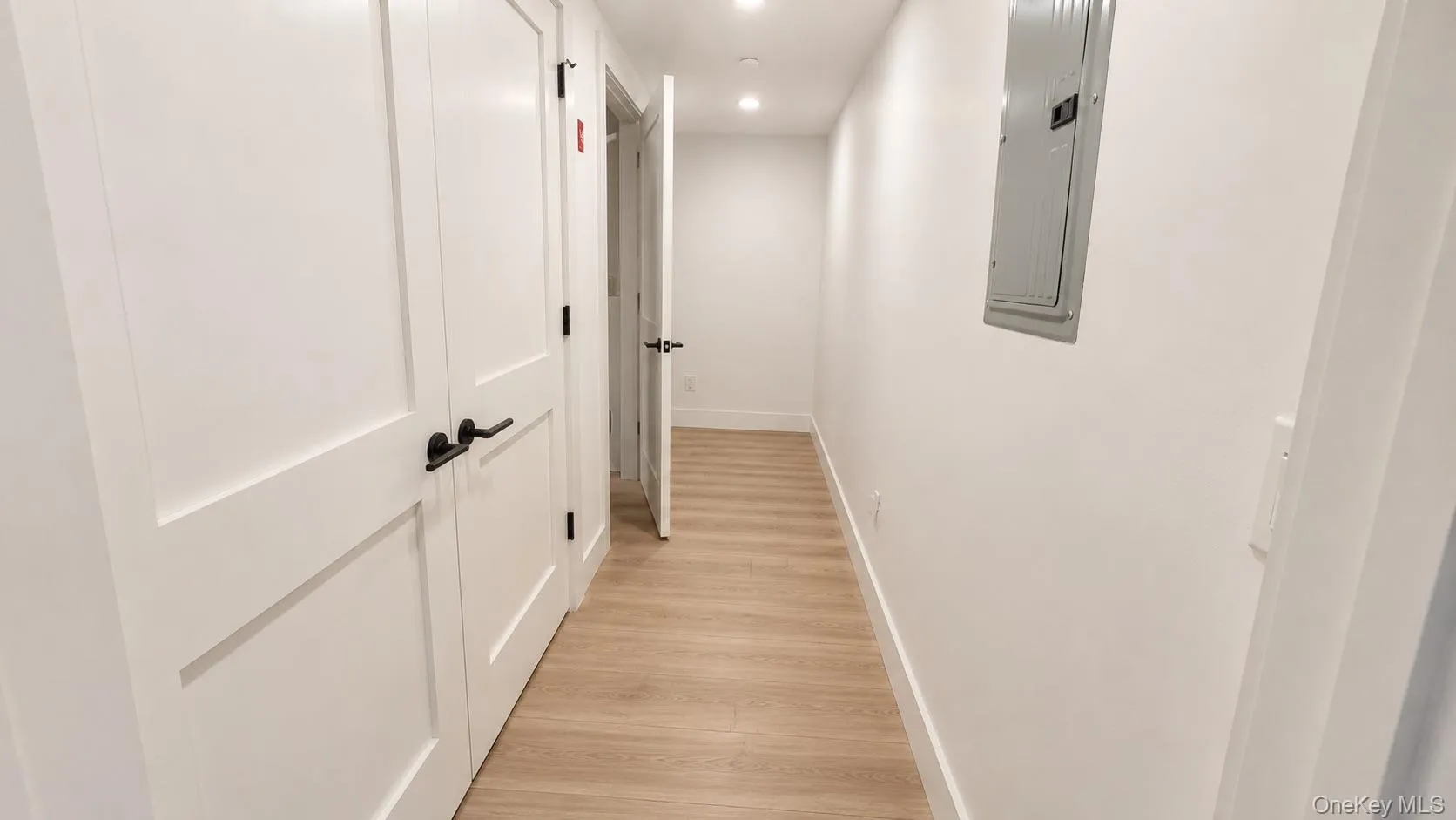 422 Boston Post Road, Rye Town, NY, 2 Bedrooms Bedrooms, 5 Rooms Rooms,2 BathroomsBathrooms,Residential Lease,For Rent,Boston Post,0,1046199 422 Boston Post Road, Rye Town, NY, 2 Bedrooms Bedrooms, 5 Rooms Rooms,2 BathroomsBathrooms,Residential Lease,For Rent,Boston Post,0,1046199