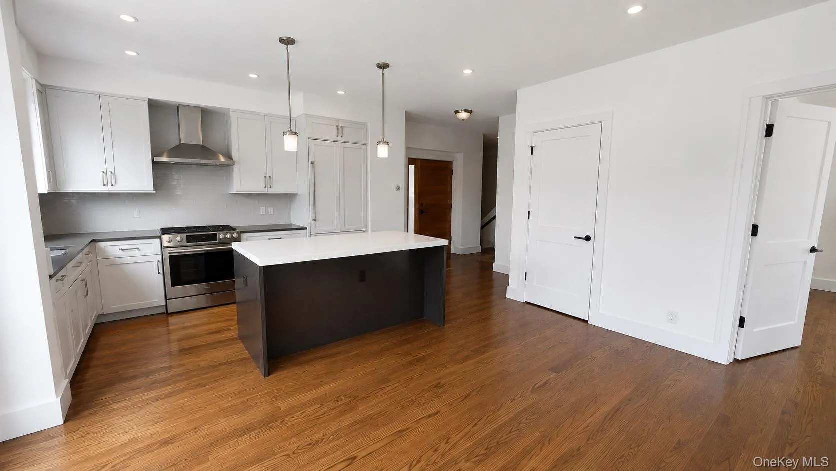 422 Boston Post Road, Rye Town, NY, 2 Bedrooms Bedrooms, 5 Rooms Rooms,2 BathroomsBathrooms,Residential Lease,For Rent,Boston Post,0,1046199 422 Boston Post Road, Rye Town, NY, 2 Bedrooms Bedrooms, 5 Rooms Rooms,2 BathroomsBathrooms,Residential Lease,For Rent,Boston Post,0,1046199