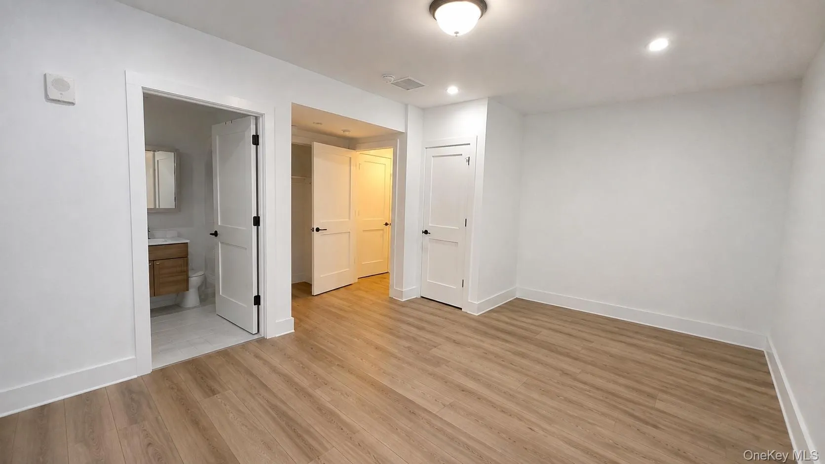 422 Boston Post Road, Rye Town, NY, 2 Bedrooms Bedrooms, 5 Rooms Rooms,2 BathroomsBathrooms,Residential Lease,For Rent,Boston Post,0,1046199 422 Boston Post Road, Rye Town, NY, 2 Bedrooms Bedrooms, 5 Rooms Rooms,2 BathroomsBathrooms,Residential Lease,For Rent,Boston Post,0,1046199
