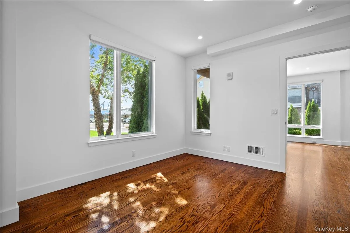 422 Boston Post Road, Rye Town, NY, 2 Bedroom Bedrooms, 5 Room Rooms,2 BathroomBathrooms,Residential Lease,For Rent,Boston Post,0,1046199 422 Boston Post Road, Rye Town, NY, 2 Bedroom Bedrooms, 5 Room Rooms,2 BathroomBathrooms,Residential Lease,For Rent,Boston Post,0,1046199