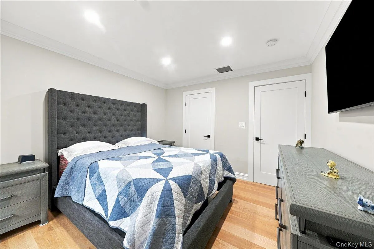 65 Wildway, Yonkers, NY, 5 Bedrooms Bedrooms, 14 Rooms Rooms,4 BathroomsBathrooms,Residential,For Rent,Wildway,0,1046201 65 Wildway, Yonkers, NY, 5 Bedrooms Bedrooms, 14 Rooms Rooms,4 BathroomsBathrooms,Residential,For Rent,Wildway,0,1046201