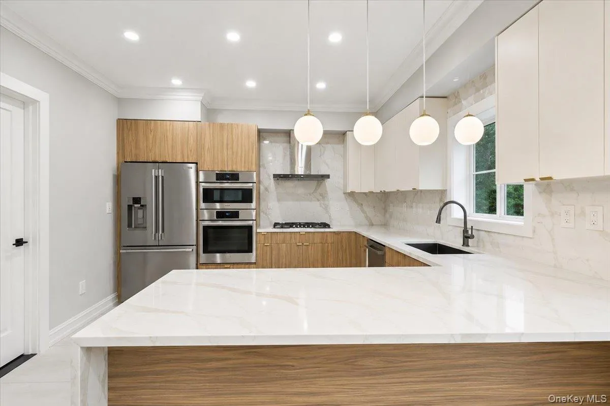65 Wildway, Yonkers, NY, 5 Bedrooms Bedrooms, 14 Rooms Rooms,4 BathroomsBathrooms,Residential,For Rent,Wildway,0,1046201 65 Wildway, Yonkers, NY, 5 Bedrooms Bedrooms, 14 Rooms Rooms,4 BathroomsBathrooms,Residential,For Rent,Wildway,0,1046201