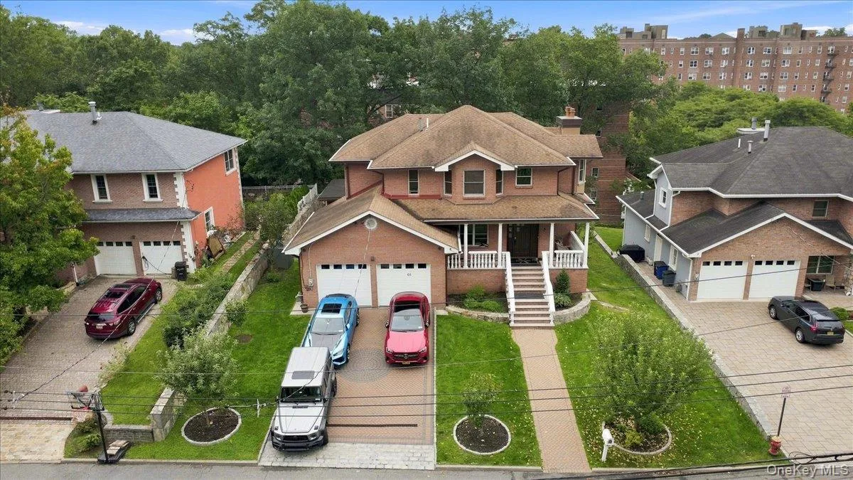 65 Wildway, Yonkers, NY, 5 Bedrooms Bedrooms, 14 Rooms Rooms,4 BathroomsBathrooms,Residential,For Rent,Wildway,0,1046201 65 Wildway, Yonkers, NY, 5 Bedrooms Bedrooms, 14 Rooms Rooms,4 BathroomsBathrooms,Residential,For Rent,Wildway,0,1046201