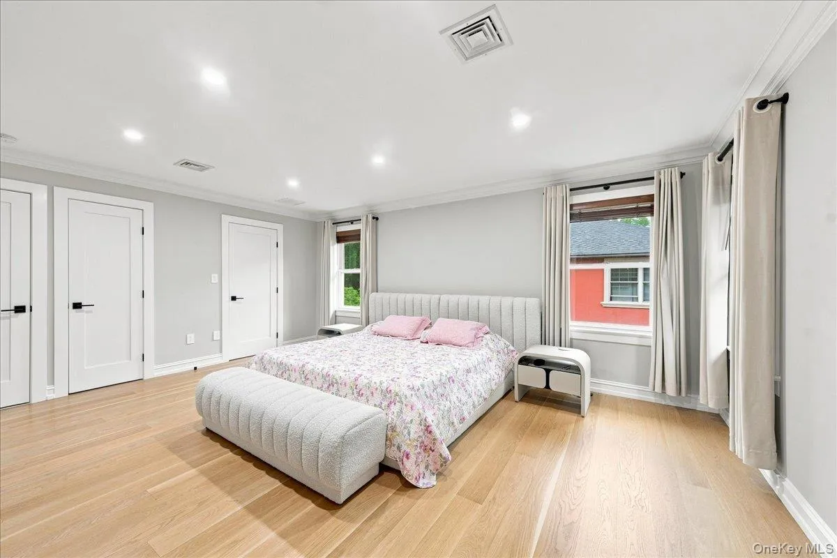 65 Wildway, Yonkers, NY, 5 Bedrooms Bedrooms, 14 Rooms Rooms,4 BathroomsBathrooms,Residential,For Rent,Wildway,0,1046201 65 Wildway, Yonkers, NY, 5 Bedrooms Bedrooms, 14 Rooms Rooms,4 BathroomsBathrooms,Residential,For Rent,Wildway,0,1046201