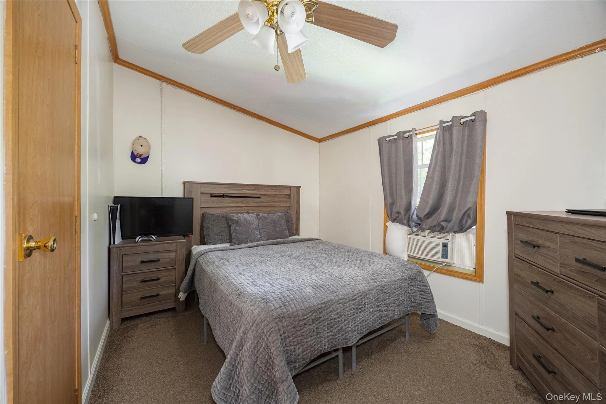 42 Feller Court, La Grange, NY, 3 Bedrooms Bedrooms, 8 Rooms Rooms,2 BathroomsBathrooms,Residential,For Rent,Feller,0,1046203 42 Feller Court, La Grange, NY, 3 Bedrooms Bedrooms, 8 Rooms Rooms,2 BathroomsBathrooms,Residential,For Rent,Feller,0,1046203