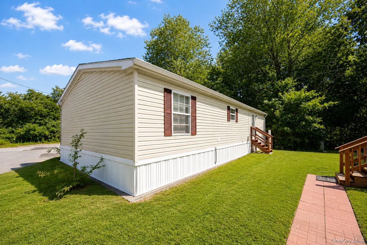 42 Feller Court, La Grange, NY, 3 Bedrooms Bedrooms, 8 Rooms Rooms,2 BathroomsBathrooms,Residential,For Rent,Feller,0,1046203 42 Feller Court, La Grange, NY, 3 Bedrooms Bedrooms, 8 Rooms Rooms,2 BathroomsBathrooms,Residential,For Rent,Feller,0,1046203