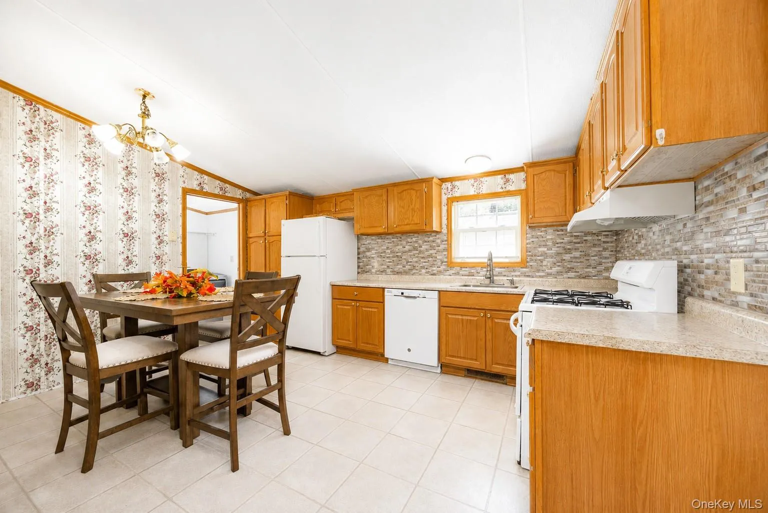 42 Feller Court, La Grange, NY, 3 Bedrooms Bedrooms, 8 Rooms Rooms,2 BathroomsBathrooms,Residential,For Rent,Feller,0,1046203 42 Feller Court, La Grange, NY, 3 Bedrooms Bedrooms, 8 Rooms Rooms,2 BathroomsBathrooms,Residential,For Rent,Feller,0,1046203