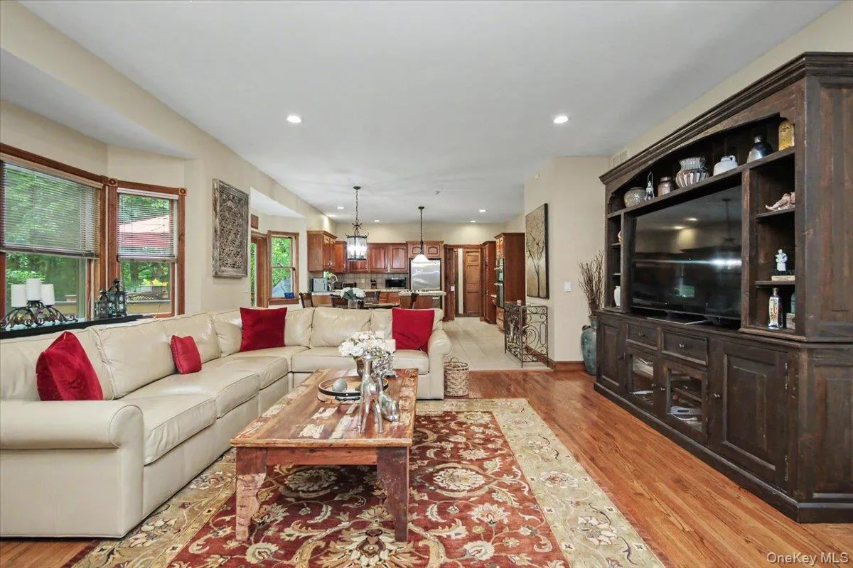 84 Harden Drive, Beekman, NY, 4 Bedrooms Bedrooms, 9 Rooms Rooms,3 BathroomsBathrooms,Residential,For Rent,Harden,0,1046205 84 Harden Drive, Beekman, NY, 4 Bedrooms Bedrooms, 9 Rooms Rooms,3 BathroomsBathrooms,Residential,For Rent,Harden,0,1046205