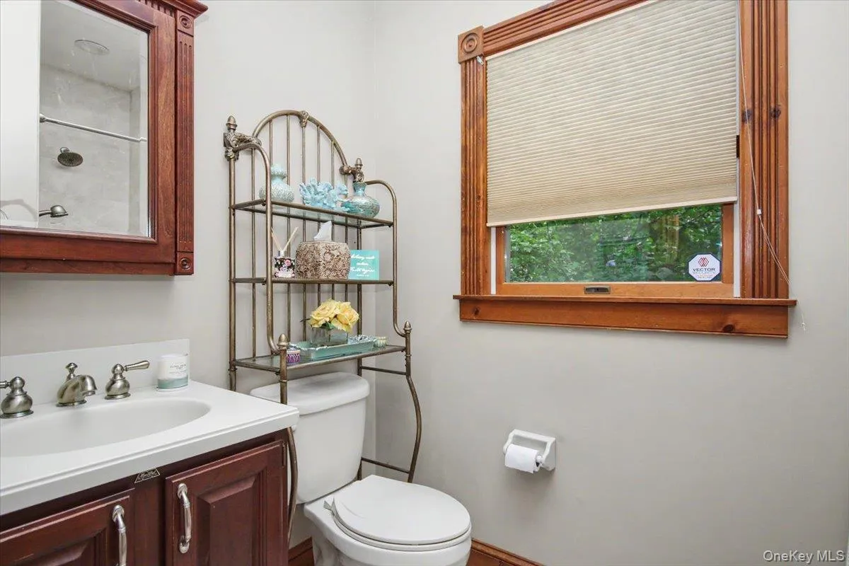 84 Harden Drive, Beekman, NY, 4 Bedrooms Bedrooms, 9 Rooms Rooms,3 BathroomsBathrooms,Residential,For Rent,Harden,0,1046205 84 Harden Drive, Beekman, NY, 4 Bedrooms Bedrooms, 9 Rooms Rooms,3 BathroomsBathrooms,Residential,For Rent,Harden,0,1046205