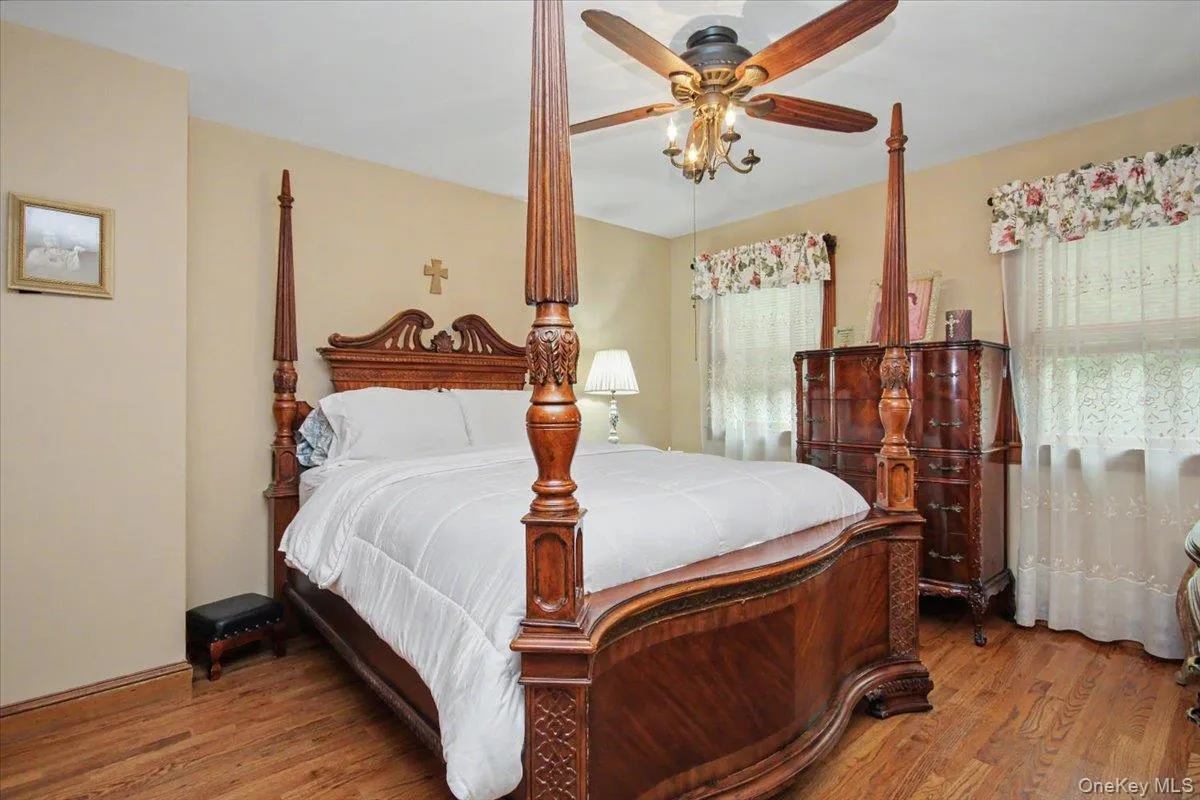 84 Harden Drive, Beekman, NY, 4 Bedrooms Bedrooms, 9 Rooms Rooms,3 BathroomsBathrooms,Residential,For Rent,Harden,0,1046205 84 Harden Drive, Beekman, NY, 4 Bedrooms Bedrooms, 9 Rooms Rooms,3 BathroomsBathrooms,Residential,For Rent,Harden,0,1046205