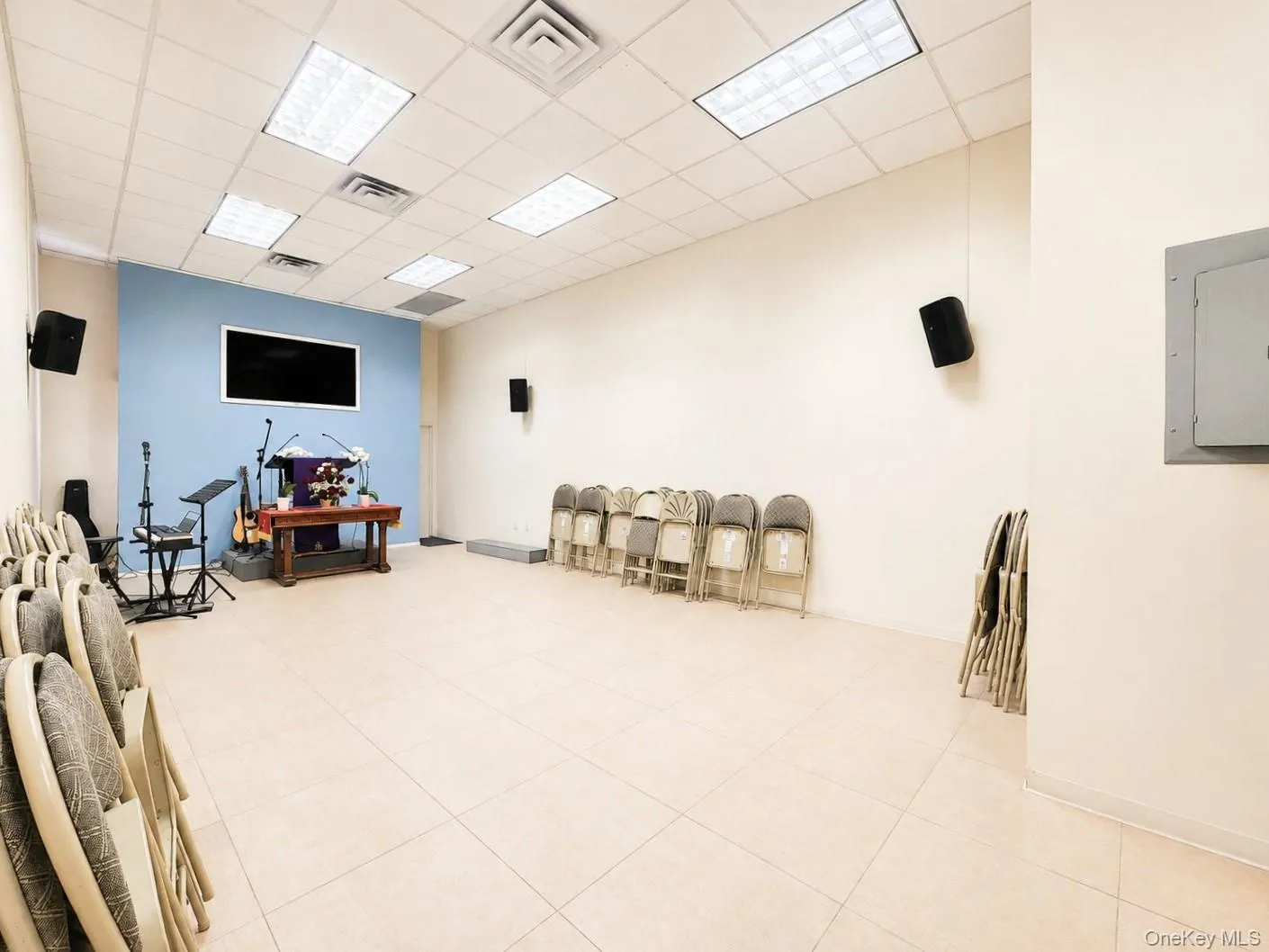 61-12 220 Street, New York, NY, ,Commercial Lease,For Rent,220,0,1046208 61-12 220 Street, New York, NY, ,Commercial Lease,For Rent,220,0,1046208