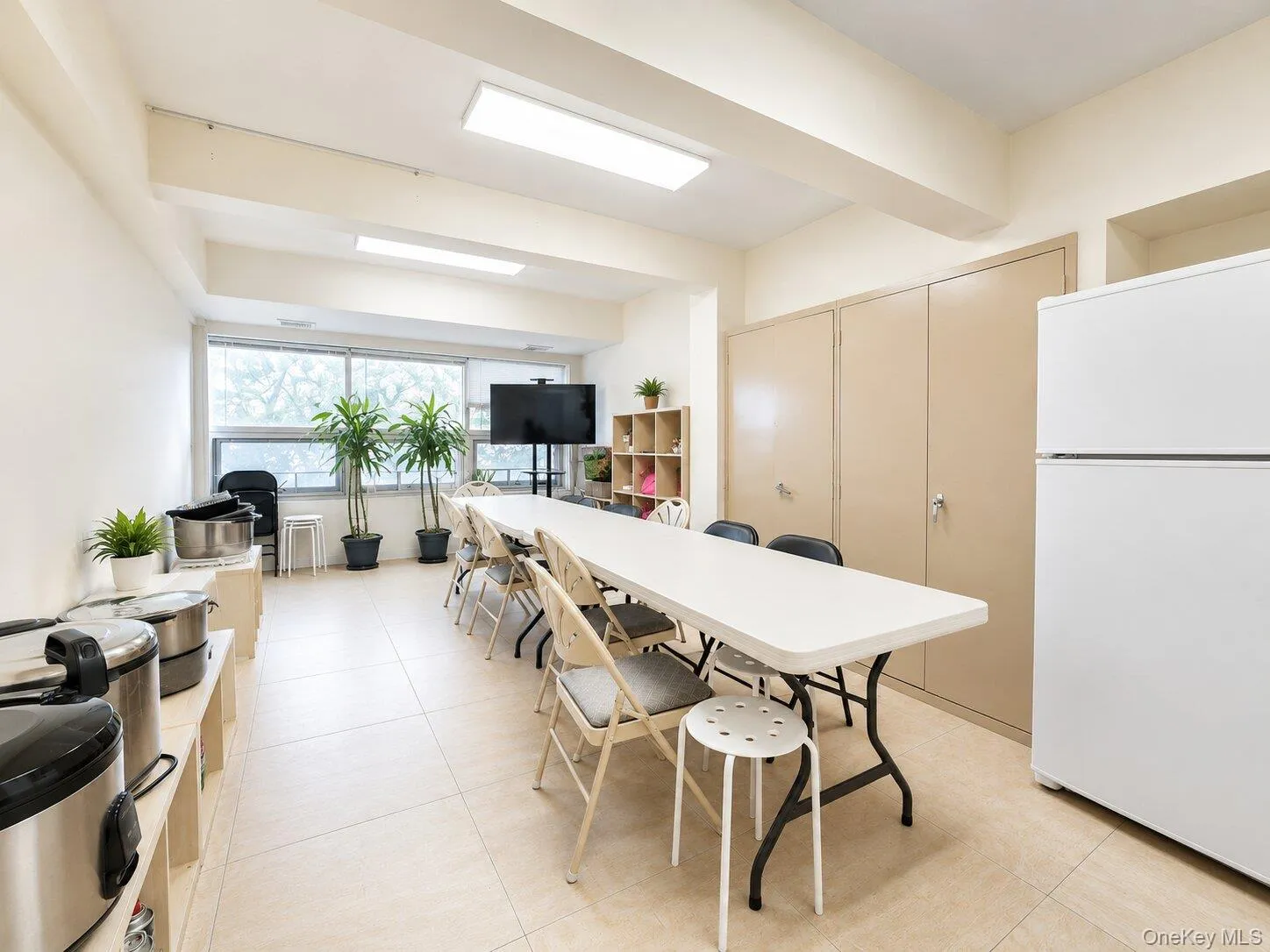 61-12 220 Street, New York, NY, ,Commercial Lease,For Rent,220,0,1046208 61-12 220 Street, New York, NY, ,Commercial Lease,For Rent,220,0,1046208