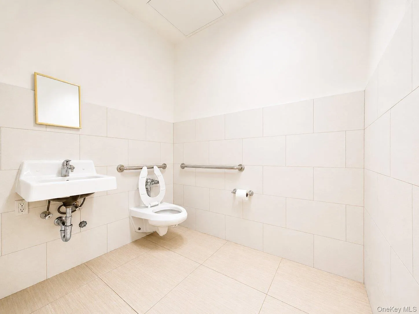 61-12 220 Street, New York, NY, ,Commercial Lease,For Rent,220,0,1046208 61-12 220 Street, New York, NY, ,Commercial Lease,For Rent,220,0,1046208