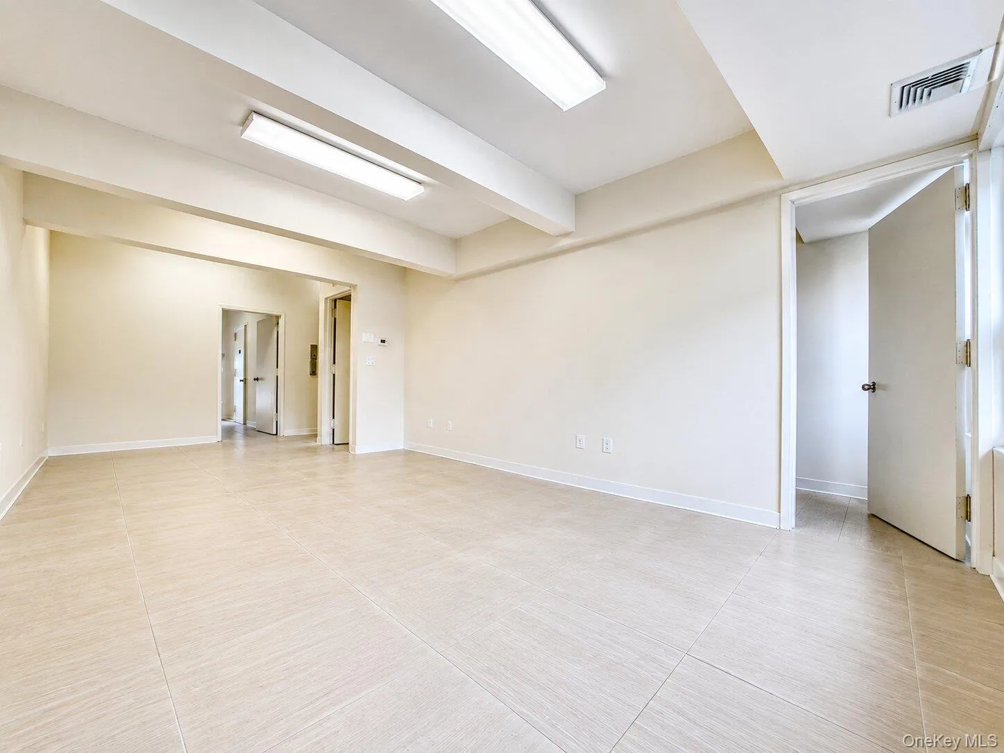 61-12 220 Street, New York, NY, ,Commercial Lease,For Rent,220,0,1046208 61-12 220 Street, New York, NY, ,Commercial Lease,For Rent,220,0,1046208