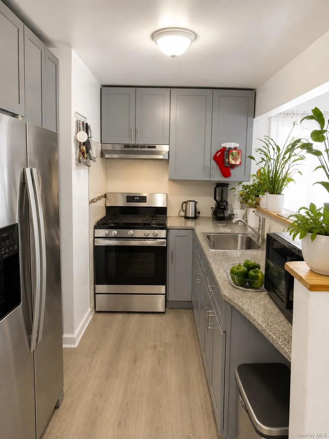 18514 144th Avenue, New York, NY, 6 Bedrooms Bedrooms, 12 Rooms Rooms,4 BathroomsBathrooms,Residential,For Rent,144th,0,1046214 18514 144th Avenue, New York, NY, 6 Bedrooms Bedrooms, 12 Rooms Rooms,4 BathroomsBathrooms,Residential,For Rent,144th,0,1046214