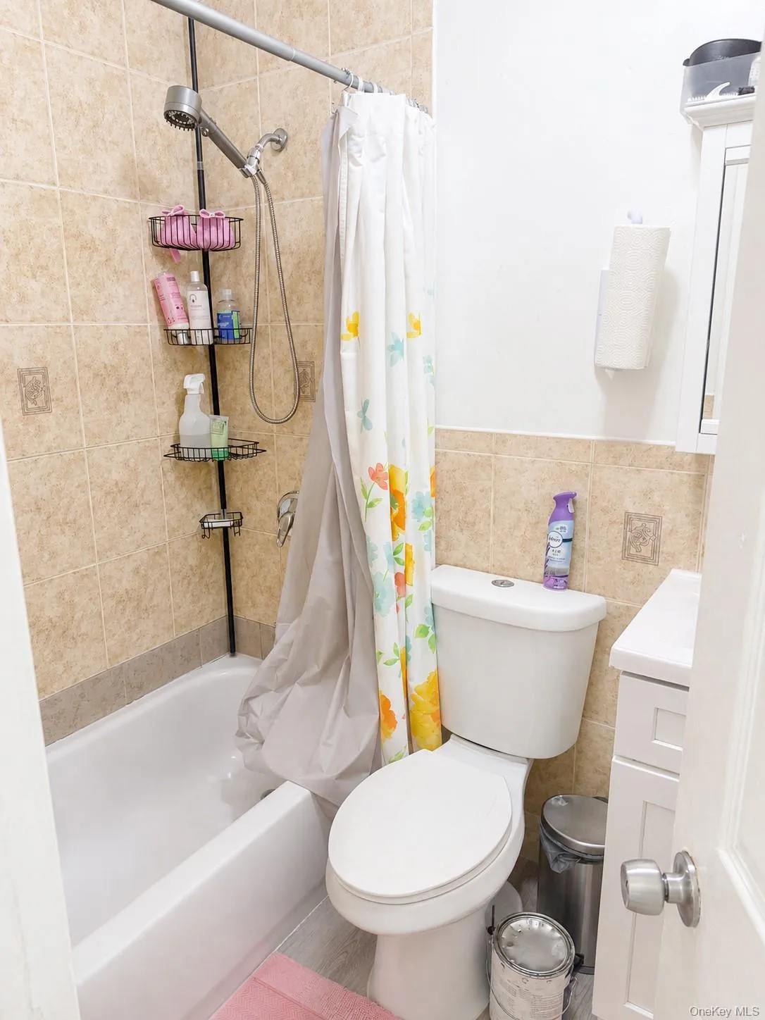 18514 144th Avenue, New York, NY, 6 Bedrooms Bedrooms, 12 Rooms Rooms,4 BathroomsBathrooms,Residential,For Rent,144th,0,1046214 18514 144th Avenue, New York, NY, 6 Bedrooms Bedrooms, 12 Rooms Rooms,4 BathroomsBathrooms,Residential,For Rent,144th,0,1046214