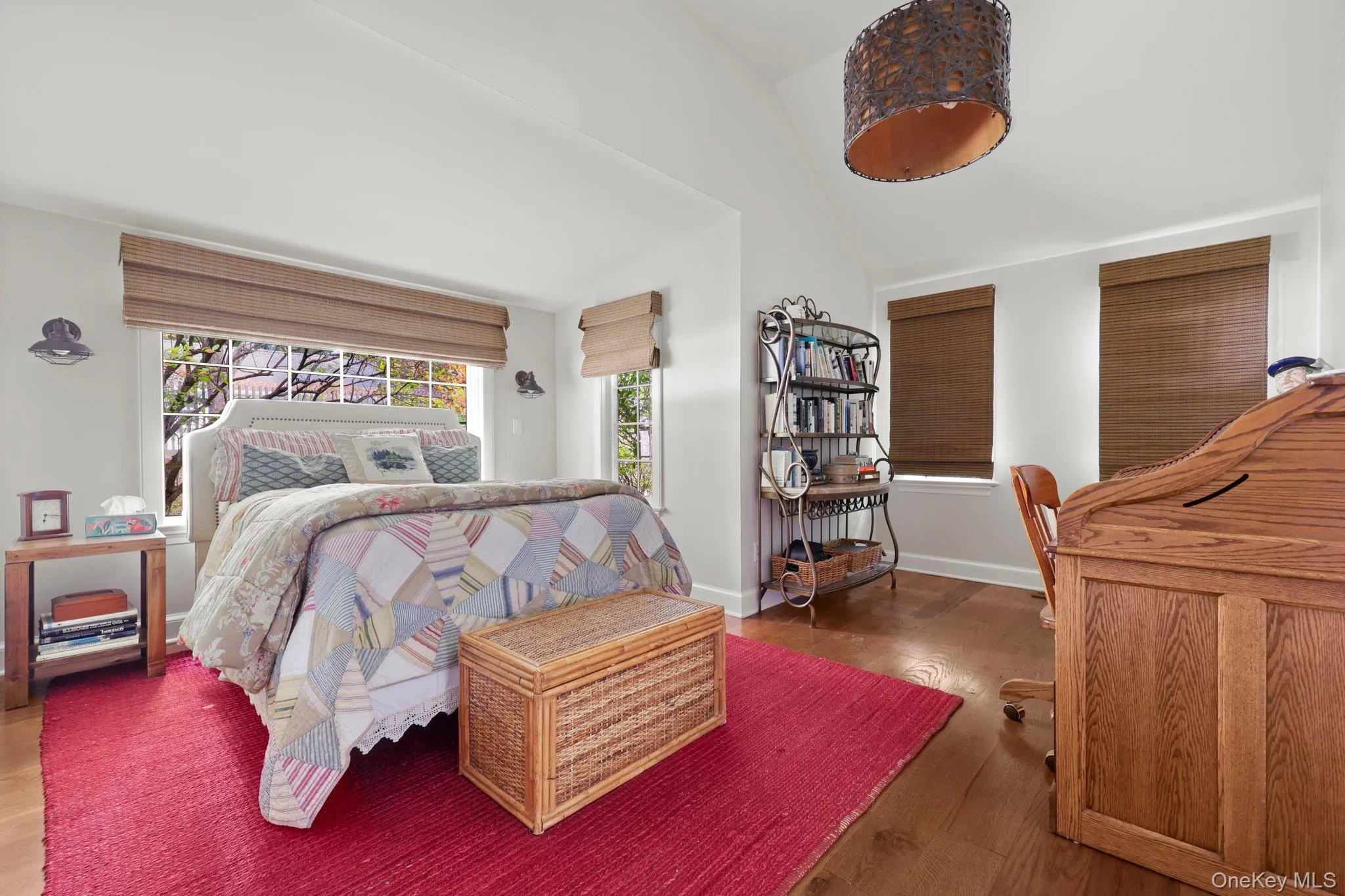 10 Hickory Lane, Bedford, NY, 4 Bedrooms Bedrooms, 9 Rooms Rooms,3 BathroomsBathrooms,Residential,For Rent,Hickory,0,1046215 10 Hickory Lane, Bedford, NY, 4 Bedrooms Bedrooms, 9 Rooms Rooms,3 BathroomsBathrooms,Residential,For Rent,Hickory,0,1046215