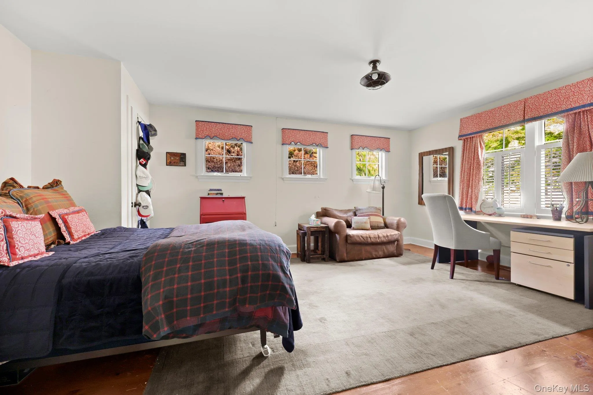 10 Hickory Lane, Bedford, NY, 4 Bedrooms Bedrooms, 9 Rooms Rooms,3 BathroomsBathrooms,Residential,For Rent,Hickory,0,1046215 10 Hickory Lane, Bedford, NY, 4 Bedrooms Bedrooms, 9 Rooms Rooms,3 BathroomsBathrooms,Residential,For Rent,Hickory,0,1046215