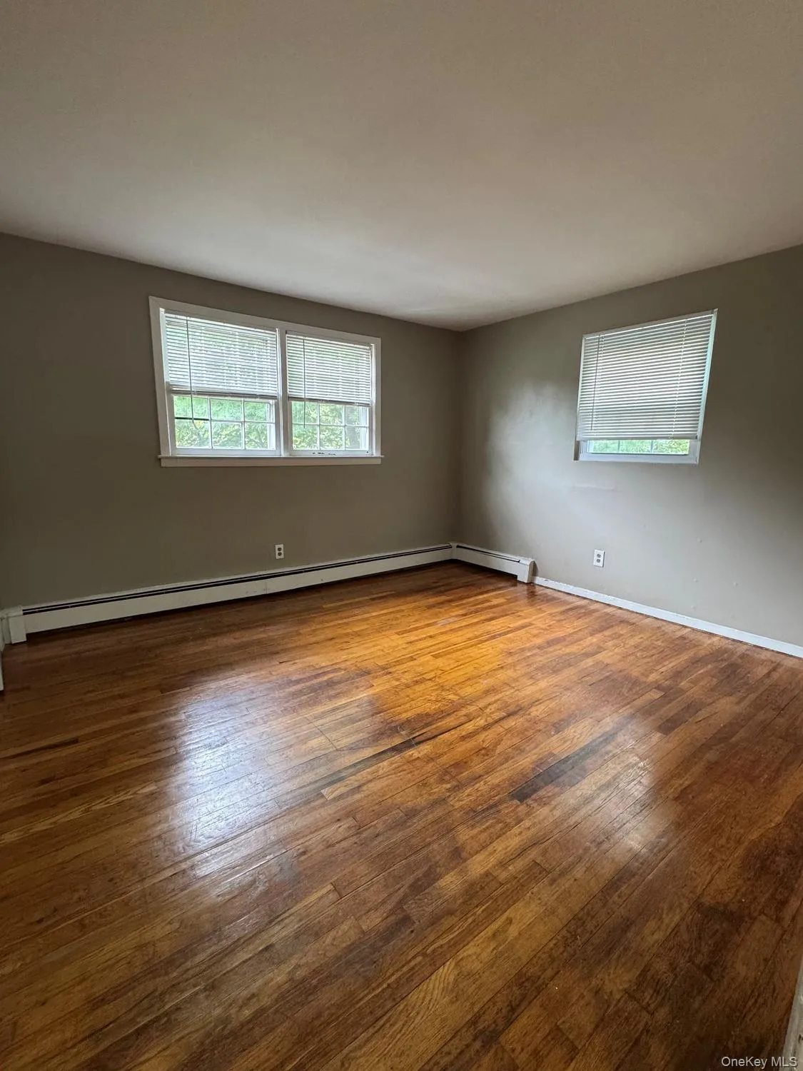 135 Waterside Avenue, Huntington, NY, 2 Bedrooms Bedrooms, 5 Rooms Rooms,1 BathroomBathrooms,Residential Lease,For Rent,Waterside,0,1046220 135 Waterside Avenue, Huntington, NY, 2 Bedrooms Bedrooms, 5 Rooms Rooms,1 BathroomBathrooms,Residential Lease,For Rent,Waterside,0,1046220