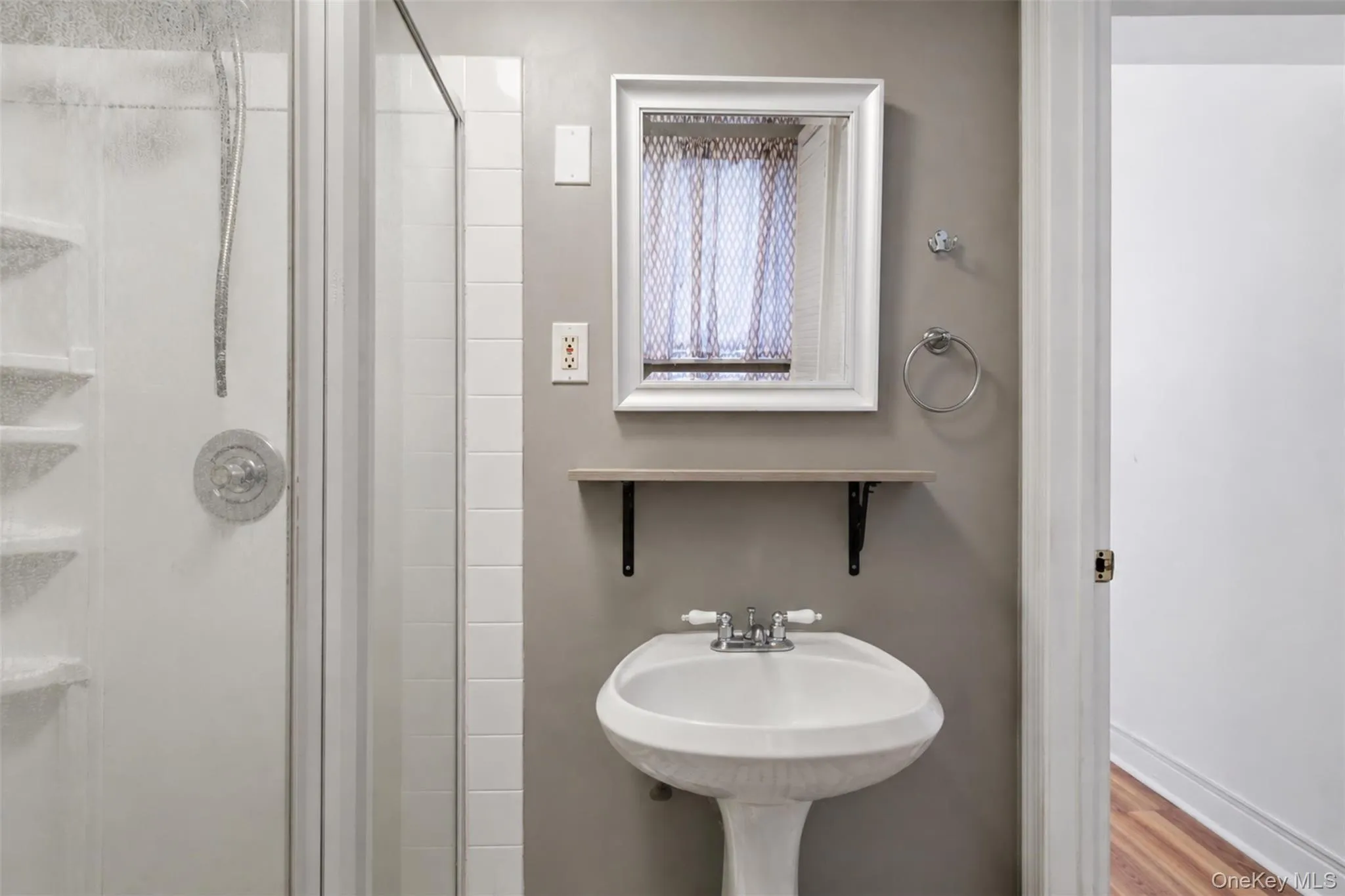 7 Idlewild Avenue, Cornwall, NY, 1 Bedroom Bedrooms, 3 Rooms Rooms,1 BathroomBathrooms,Residential Lease,For Rent,Idlewild,0,1046221 7 Idlewild Avenue, Cornwall, NY, 1 Bedroom Bedrooms, 3 Rooms Rooms,1 BathroomBathrooms,Residential Lease,For Rent,Idlewild,0,1046221