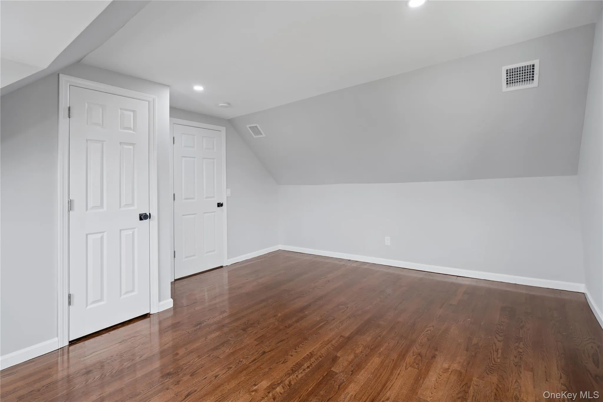 48 Cliff Avenue, Hempstead, NY, 4 Bedrooms Bedrooms, 6 Rooms Rooms,2 BathroomsBathrooms,Residential,For Rent,Cliff,0,1046223 48 Cliff Avenue, Hempstead, NY, 4 Bedrooms Bedrooms, 6 Rooms Rooms,2 BathroomsBathrooms,Residential,For Rent,Cliff,0,1046223