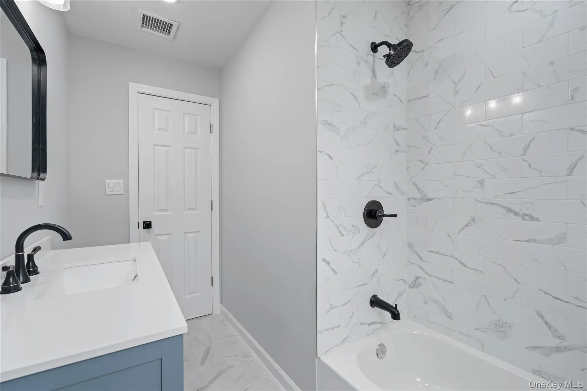 48 Cliff Avenue, Hempstead, NY, 4 Bedrooms Bedrooms, 6 Rooms Rooms,2 BathroomsBathrooms,Residential,For Rent,Cliff,0,1046223 48 Cliff Avenue, Hempstead, NY, 4 Bedrooms Bedrooms, 6 Rooms Rooms,2 BathroomsBathrooms,Residential,For Rent,Cliff,0,1046223