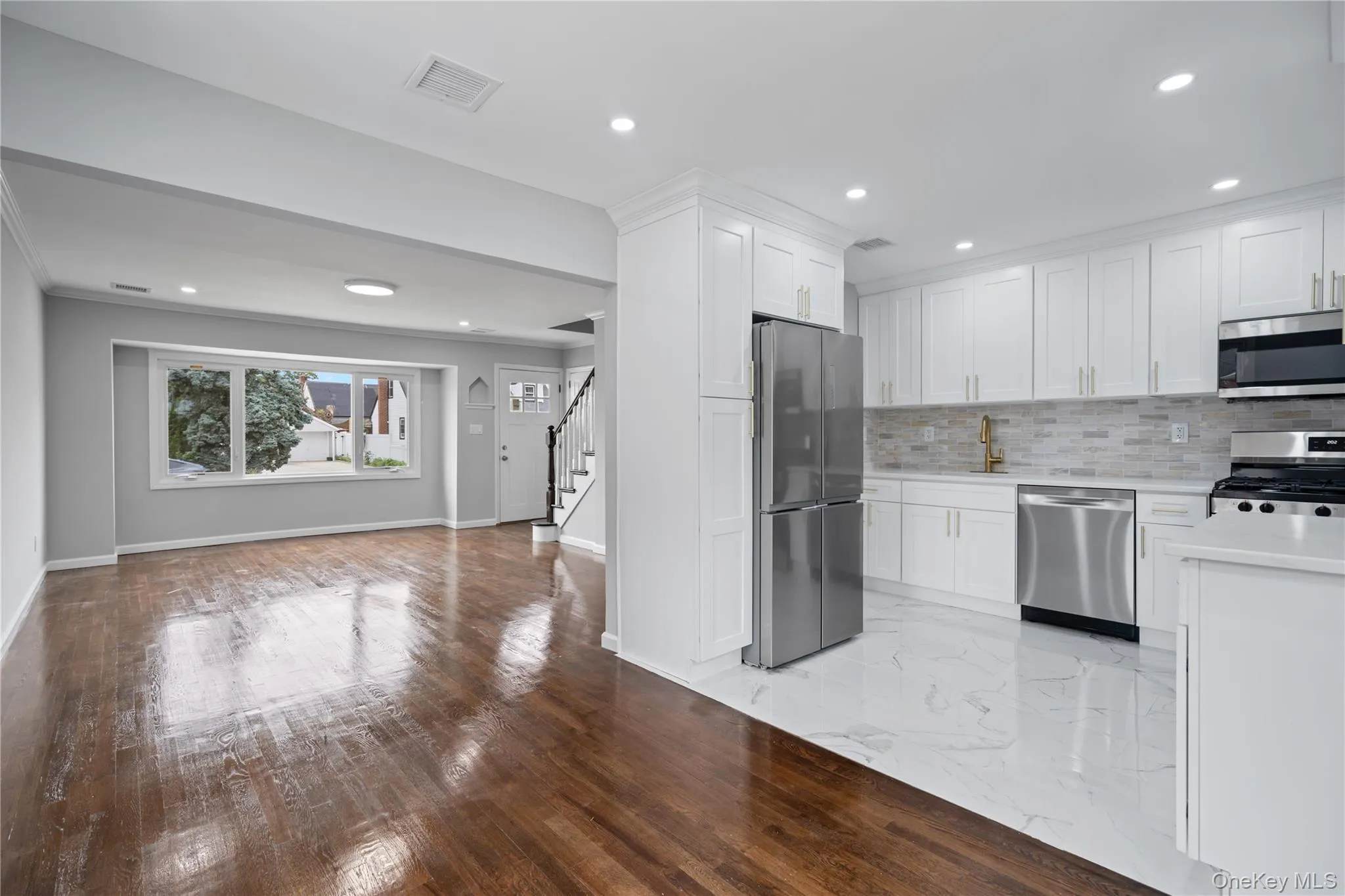48 Cliff Avenue, Hempstead, NY, 4 Bedrooms Bedrooms, 6 Rooms Rooms,2 BathroomsBathrooms,Residential,For Rent,Cliff,0,1046223 48 Cliff Avenue, Hempstead, NY, 4 Bedrooms Bedrooms, 6 Rooms Rooms,2 BathroomsBathrooms,Residential,For Rent,Cliff,0,1046223