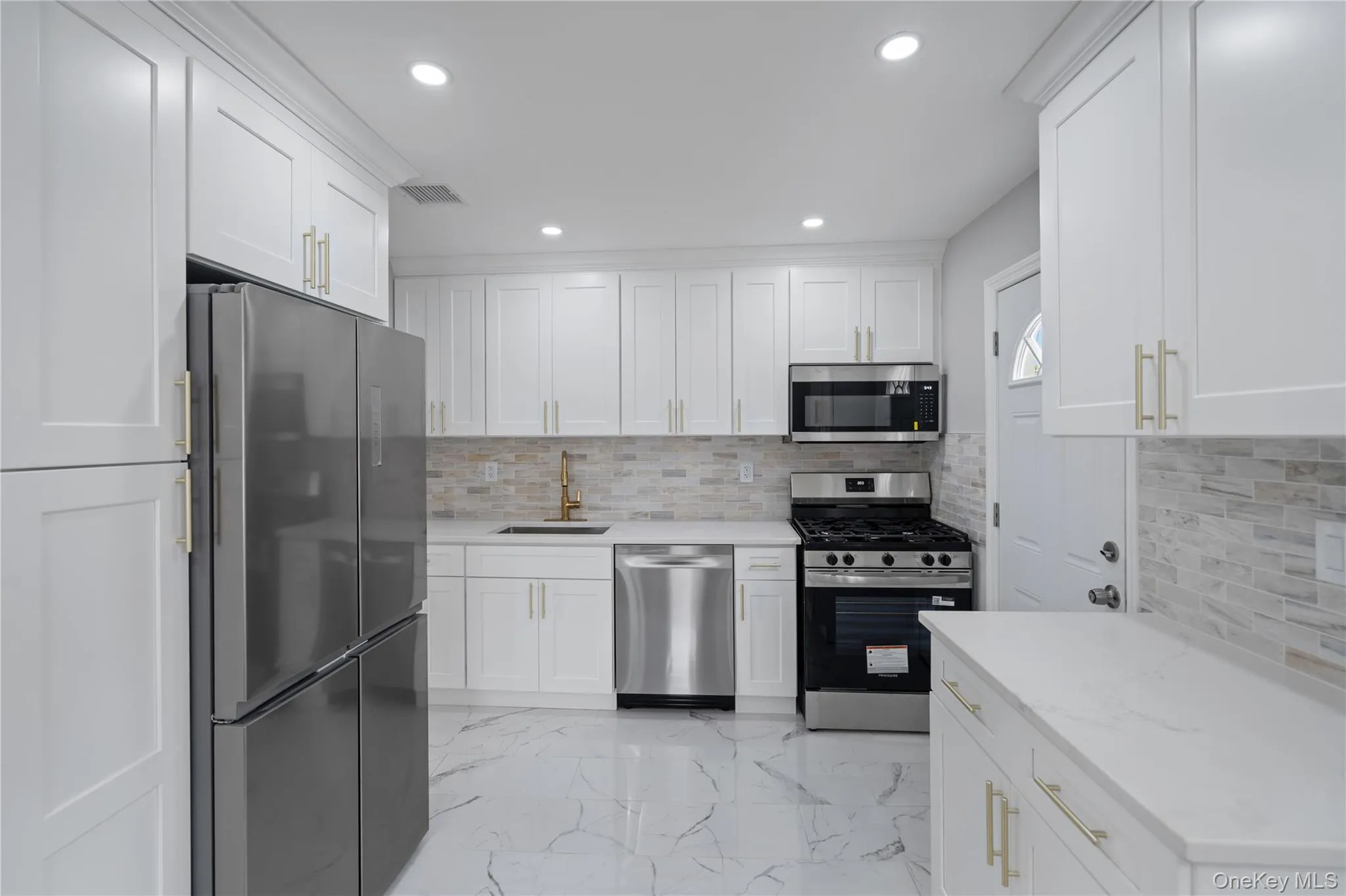 48 Cliff Avenue, Hempstead, NY, 4 Bedrooms Bedrooms, 6 Rooms Rooms,2 BathroomsBathrooms,Residential,For Rent,Cliff,0,1046223 48 Cliff Avenue, Hempstead, NY, 4 Bedrooms Bedrooms, 6 Rooms Rooms,2 BathroomsBathrooms,Residential,For Rent,Cliff,0,1046223