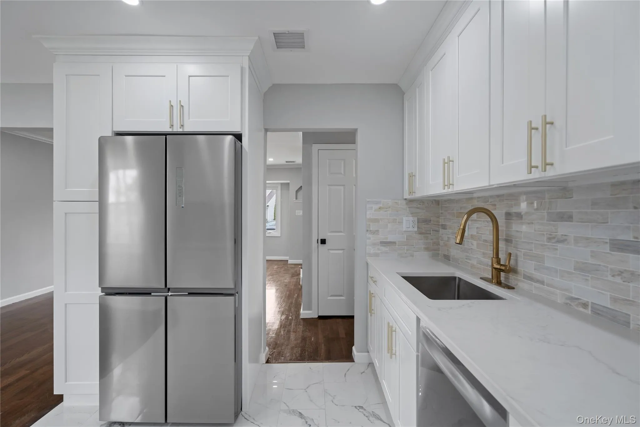 48 Cliff Avenue, Hempstead, NY, 4 Bedrooms Bedrooms, 6 Rooms Rooms,2 BathroomsBathrooms,Residential,For Rent,Cliff,0,1046223 48 Cliff Avenue, Hempstead, NY, 4 Bedrooms Bedrooms, 6 Rooms Rooms,2 BathroomsBathrooms,Residential,For Rent,Cliff,0,1046223