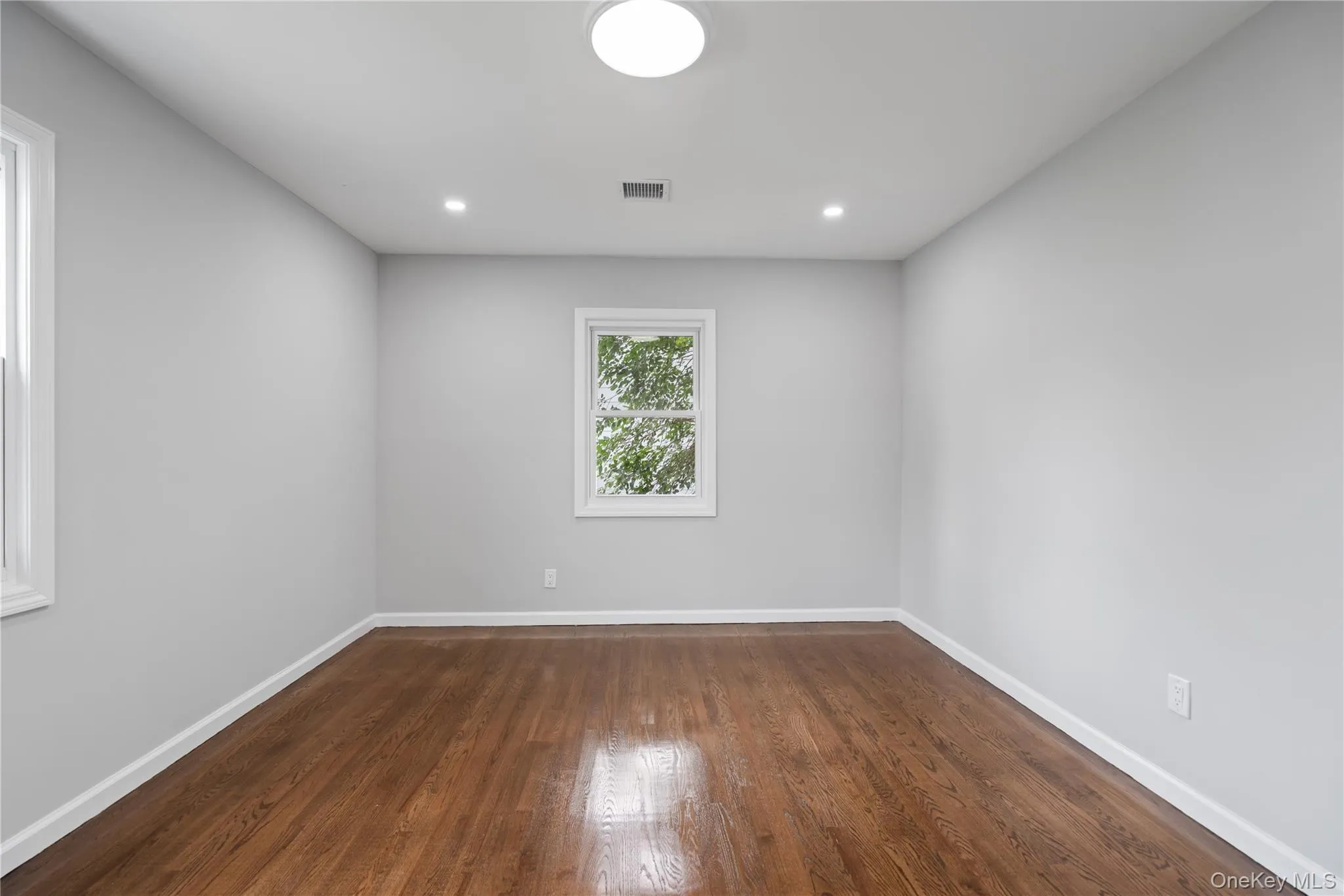 48 Cliff Avenue, Hempstead, NY, 4 Bedrooms Bedrooms, 6 Rooms Rooms,2 BathroomsBathrooms,Residential,For Rent,Cliff,0,1046223 48 Cliff Avenue, Hempstead, NY, 4 Bedrooms Bedrooms, 6 Rooms Rooms,2 BathroomsBathrooms,Residential,For Rent,Cliff,0,1046223