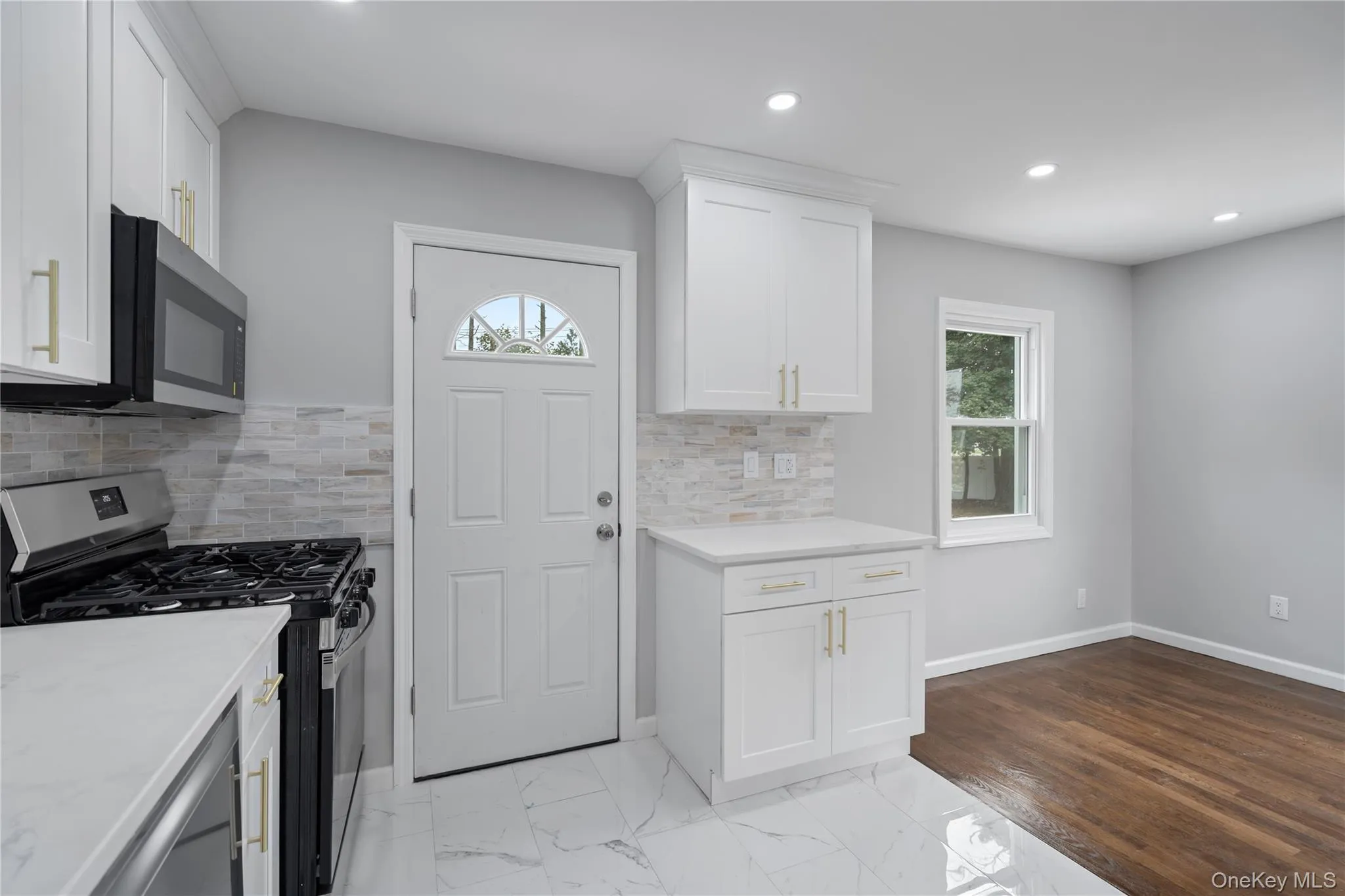 48 Cliff Avenue, Hempstead, NY, 4 Bedrooms Bedrooms, 6 Rooms Rooms,2 BathroomsBathrooms,Residential,For Rent,Cliff,0,1046223 48 Cliff Avenue, Hempstead, NY, 4 Bedrooms Bedrooms, 6 Rooms Rooms,2 BathroomsBathrooms,Residential,For Rent,Cliff,0,1046223