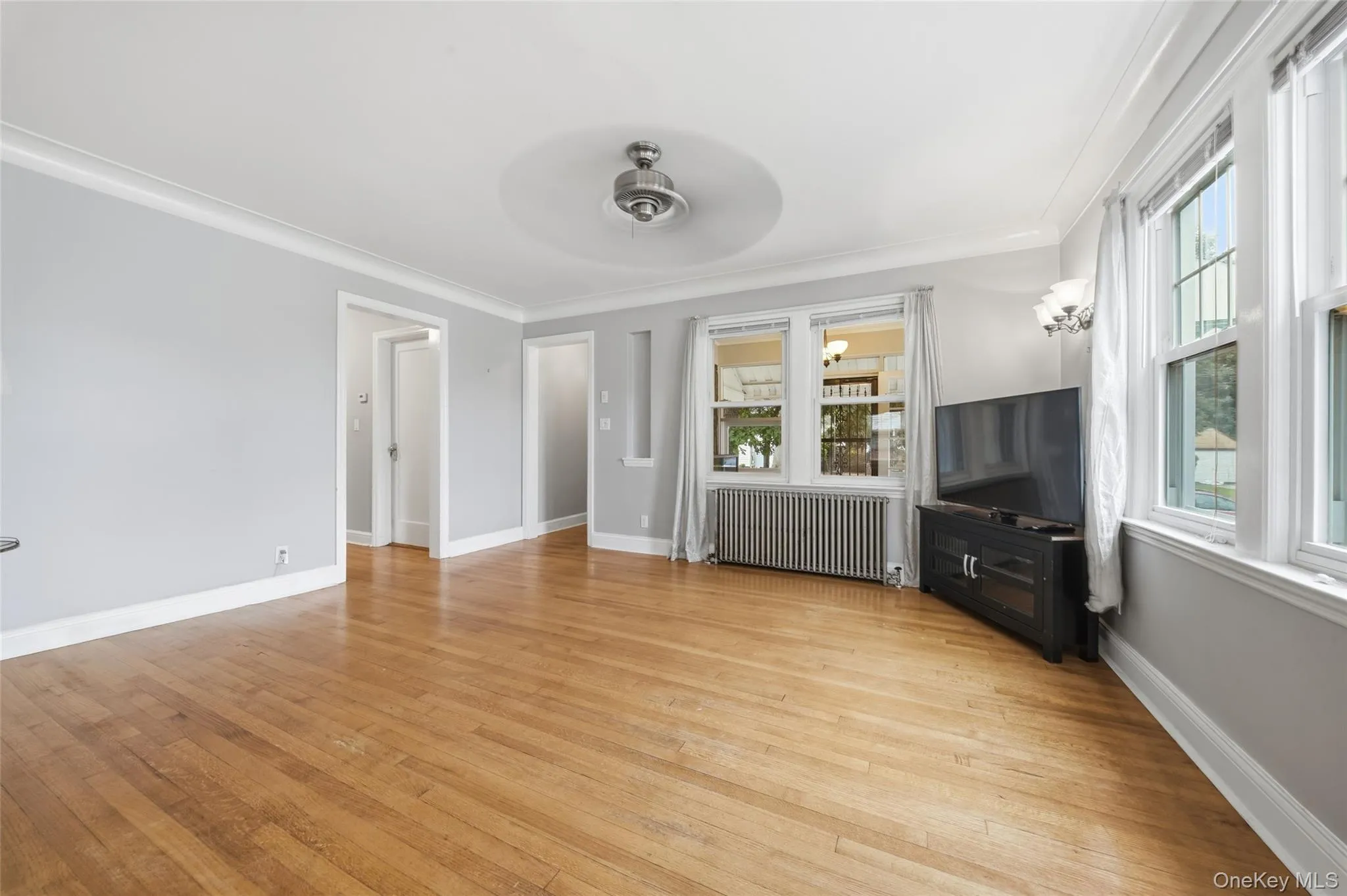 470 Ray Street, Hempstead, NY, 4 Bedrooms Bedrooms, 7 Rooms Rooms,2 BathroomsBathrooms,Residential,For Rent,Ray,0,1046229 470 Ray Street, Hempstead, NY, 4 Bedrooms Bedrooms, 7 Rooms Rooms,2 BathroomsBathrooms,Residential,For Rent,Ray,0,1046229